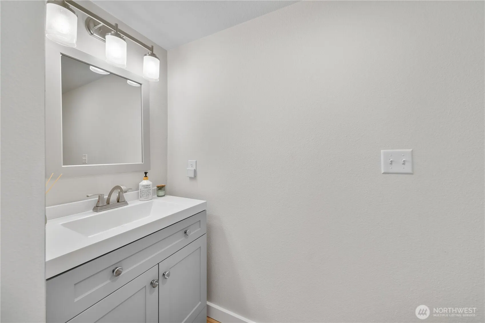1529 201st Place SE #12C, Bothell, WA 98012-8101