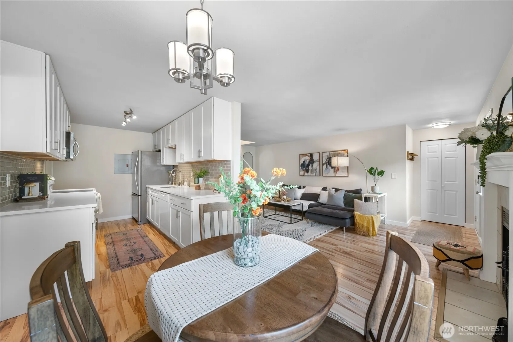 1529 201st Place SE #12C, Bothell, WA 98012-8101
