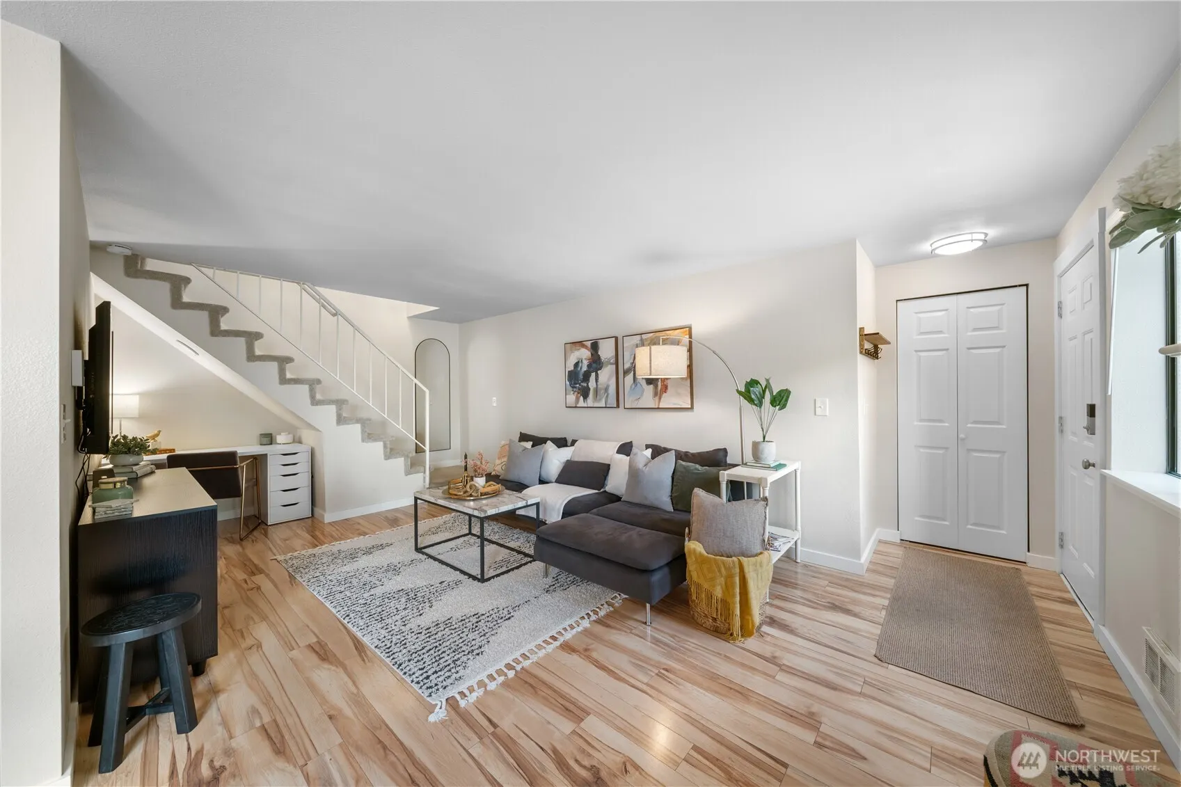 1529 201st Place SE #12C, Bothell, WA 98012-8101