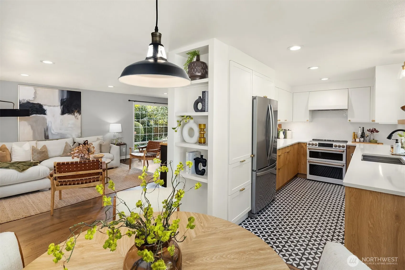 1552 N 128th Street , Seattle, WA 98133