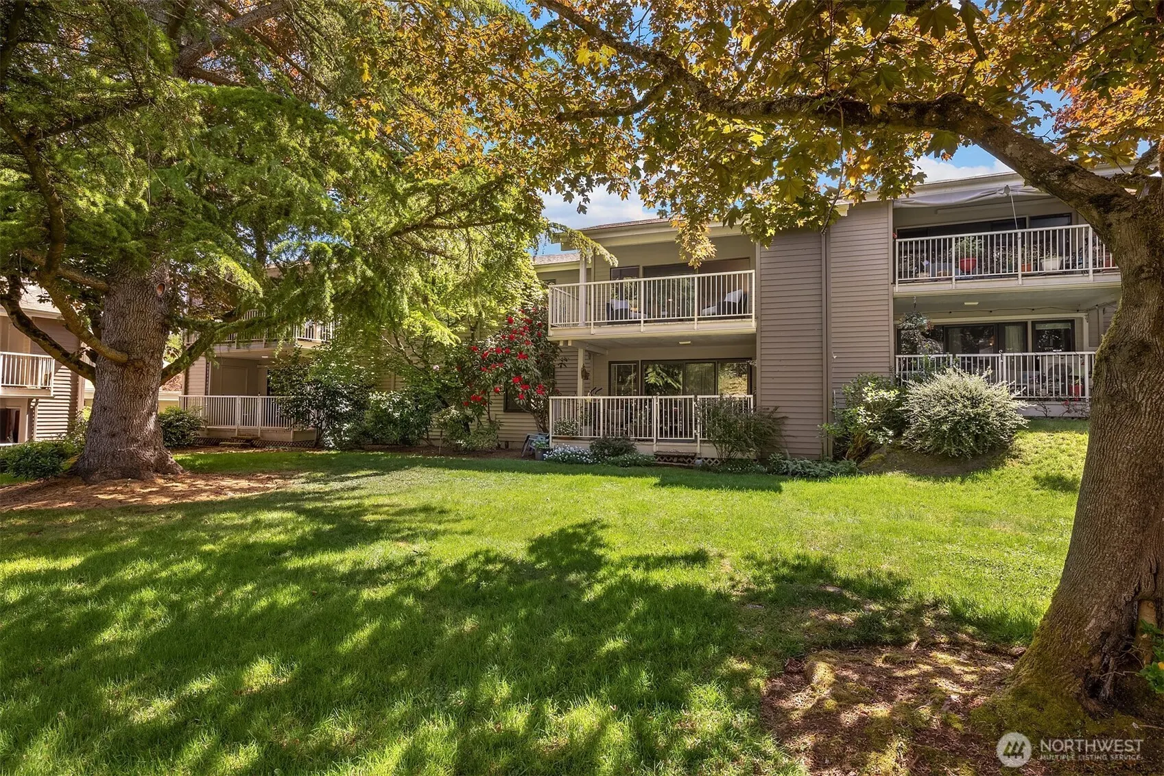 6333 Sand Point Way NE, Seattle, WA 98115