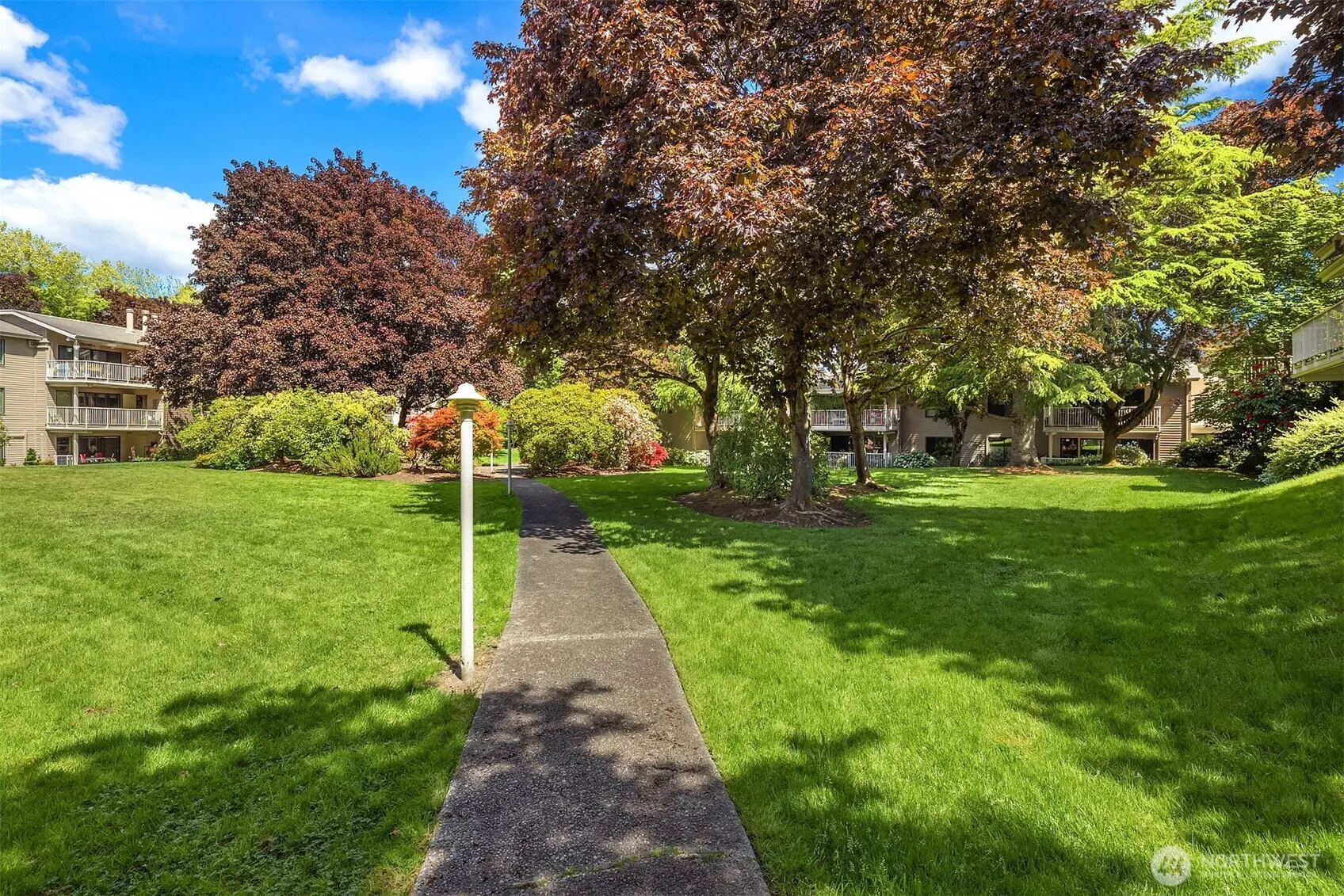 6333 Sand Point Way NE, Seattle, WA 98115