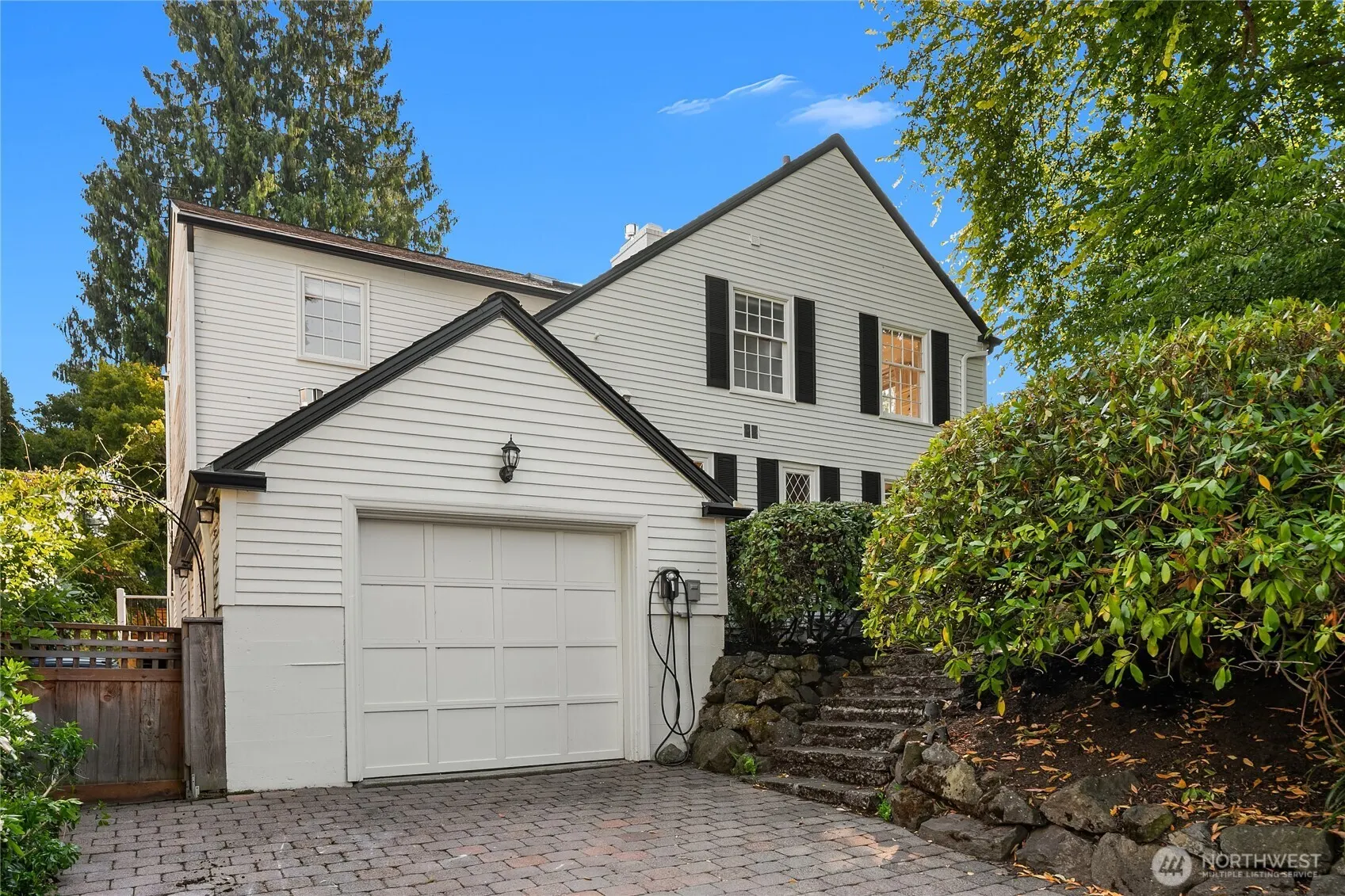 4827 NE 43rd Street , Seattle, WA 98105