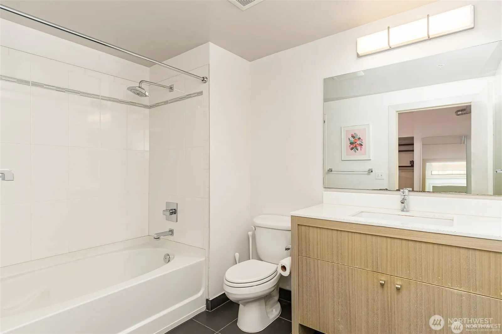 530 Broadway Avenue E #202, Seattle, WA 98102