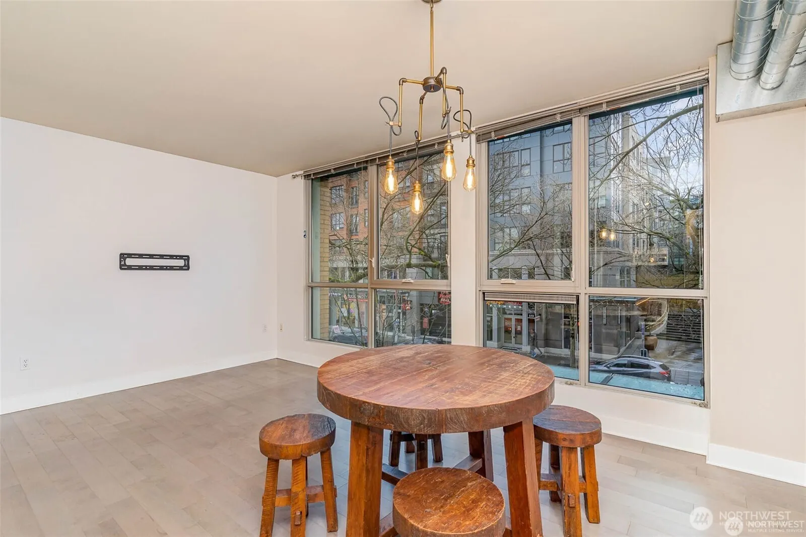 530 Broadway Avenue E #202, Seattle, WA 98102