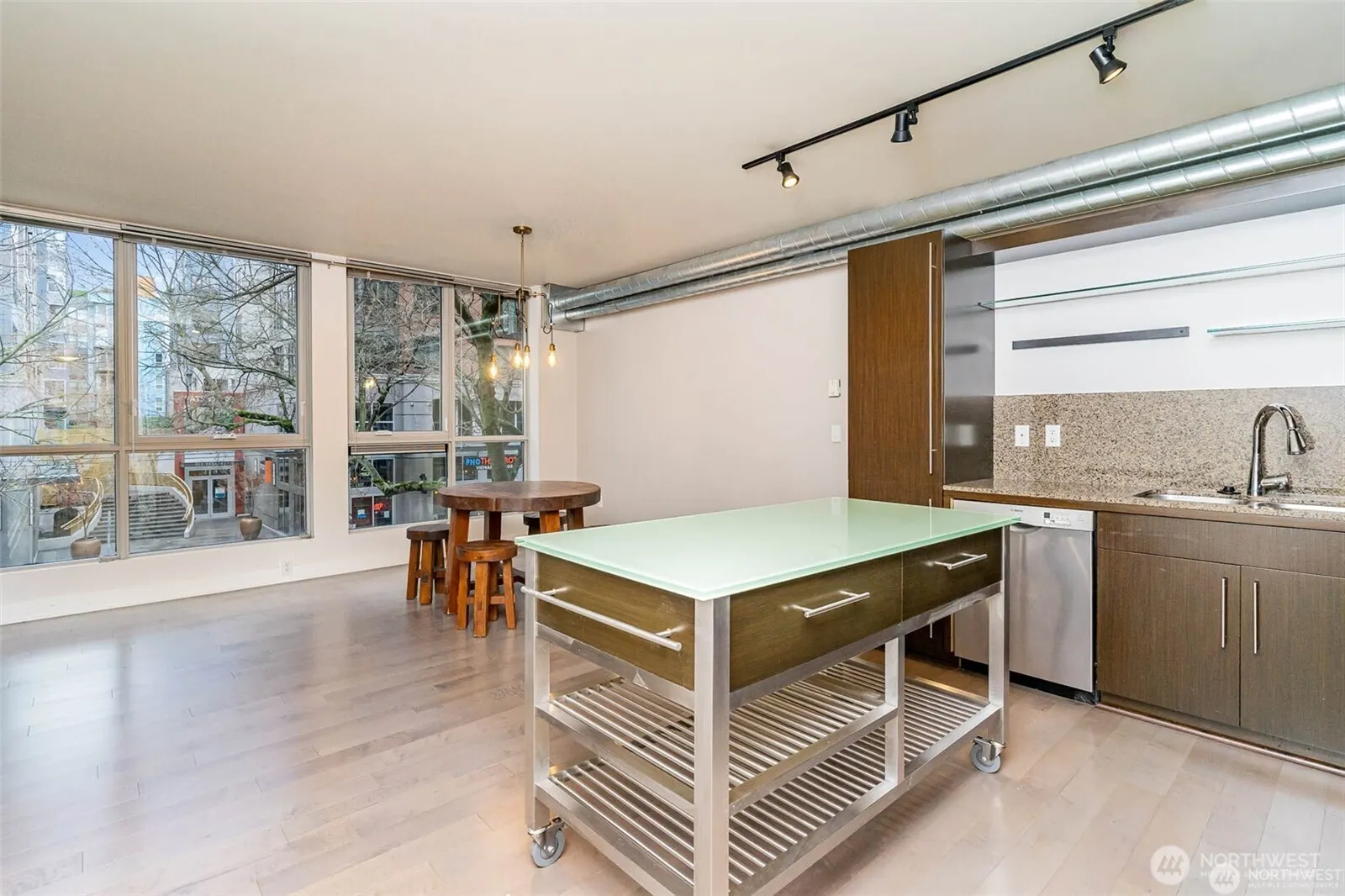 530 Broadway Avenue E #202, Seattle, WA 98102