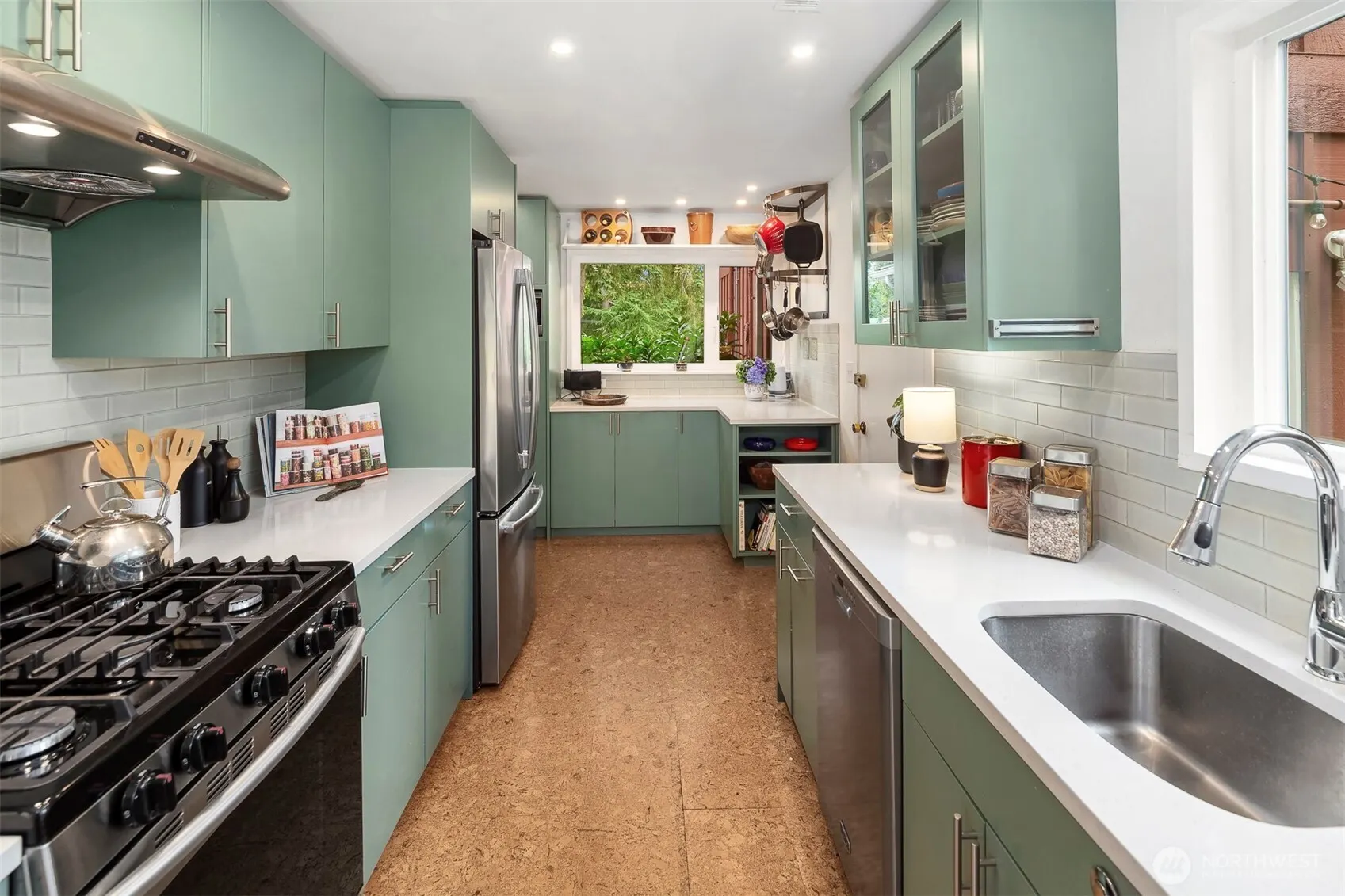2020 NE 102nd Street , Seattle, WA 98125