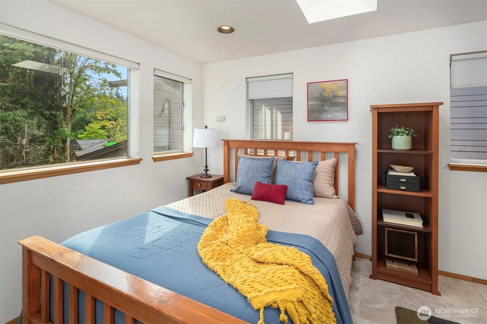 2020 NE 102nd Street , Seattle, WA 98125