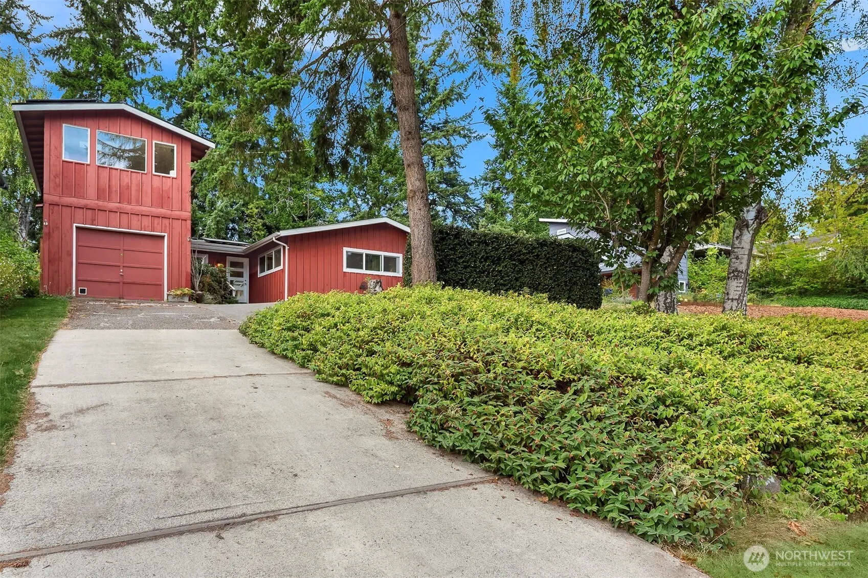 2020 NE 102nd Street , Seattle, WA 98125