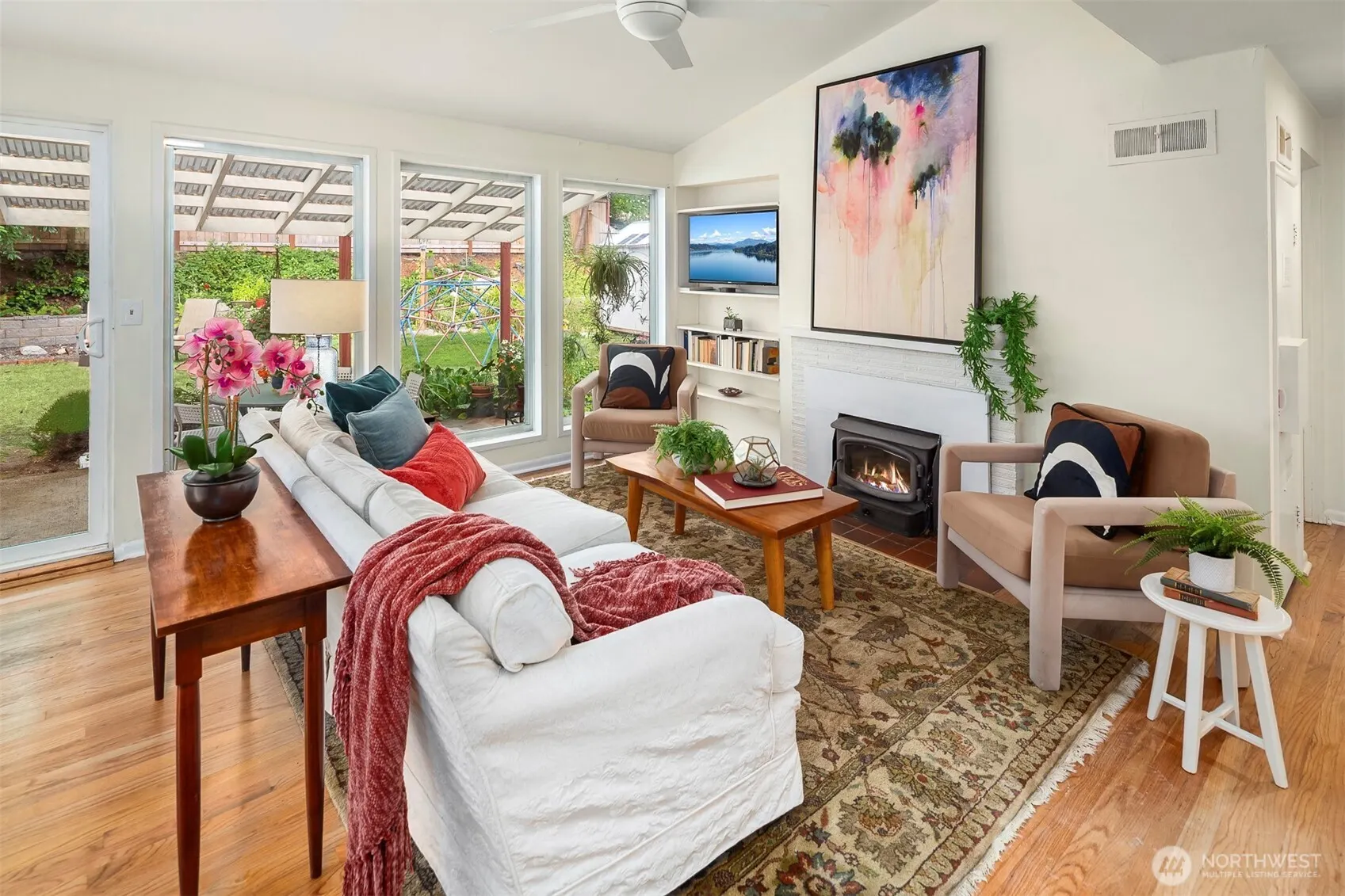 2020 NE 102nd Street , Seattle, WA 98125