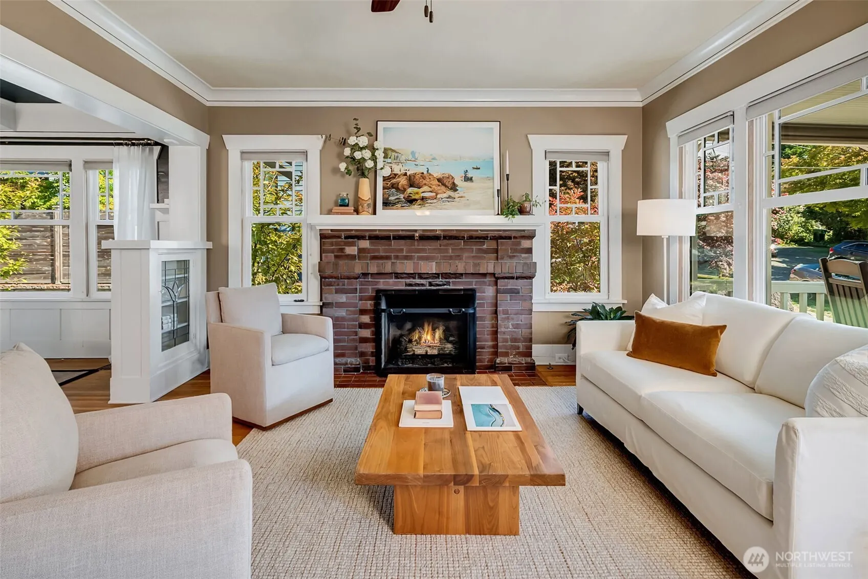 1834 N 54th Street , Seattle, WA 98103