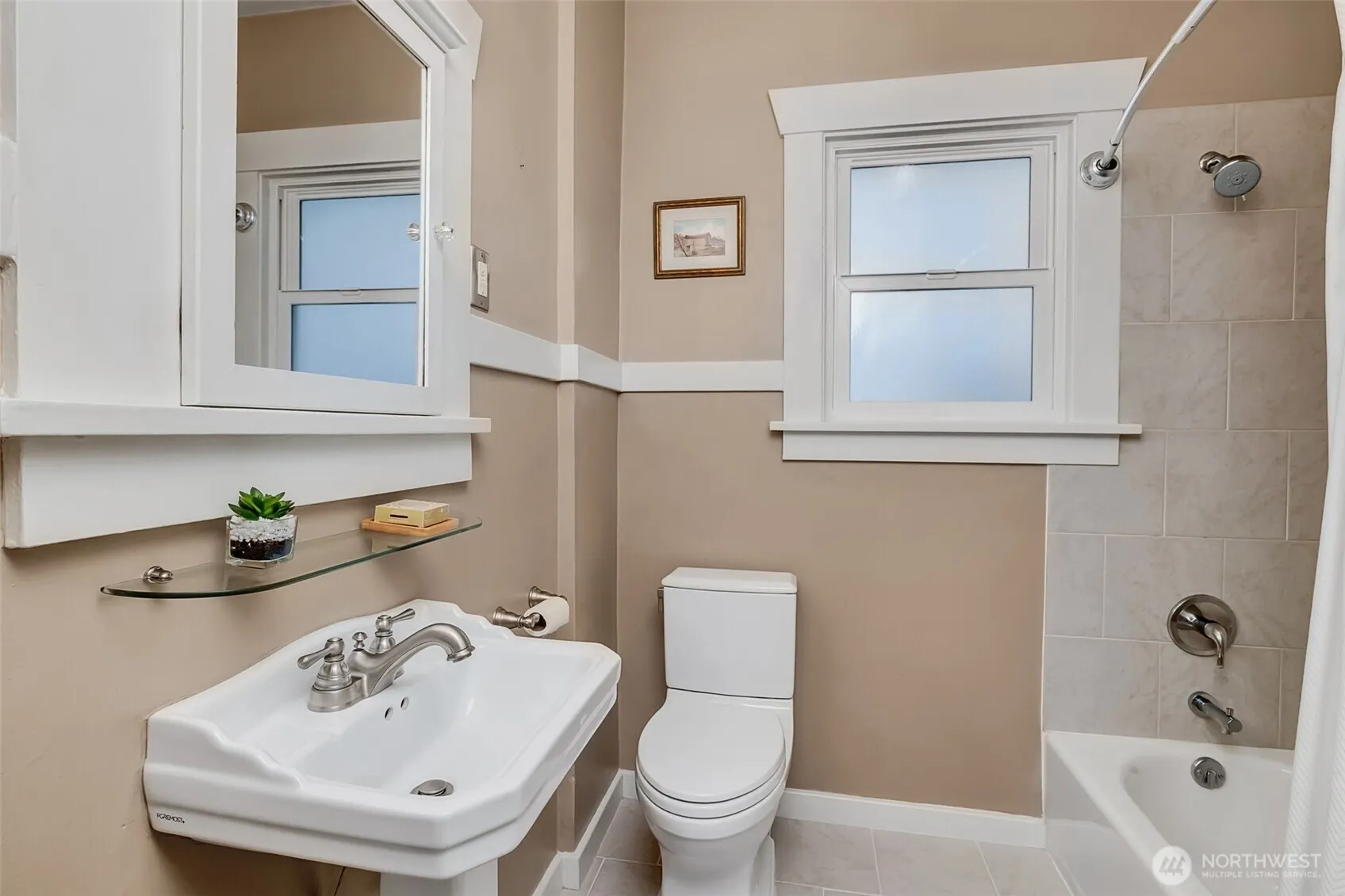1834 N 54th Street , Seattle, WA 98103