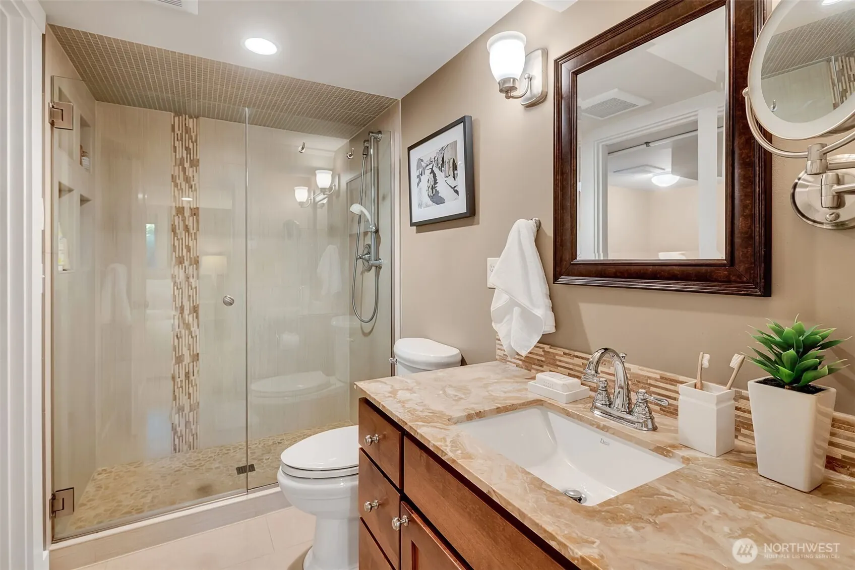 1834 N 54th Street , Seattle, WA 98103