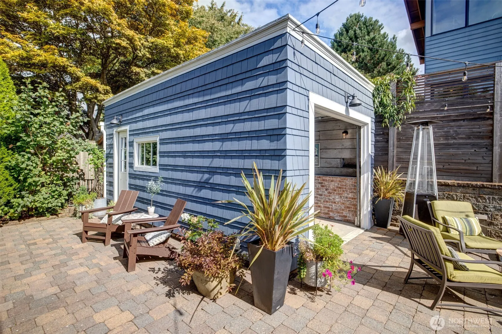 1834 N 54th Street , Seattle, WA 98103