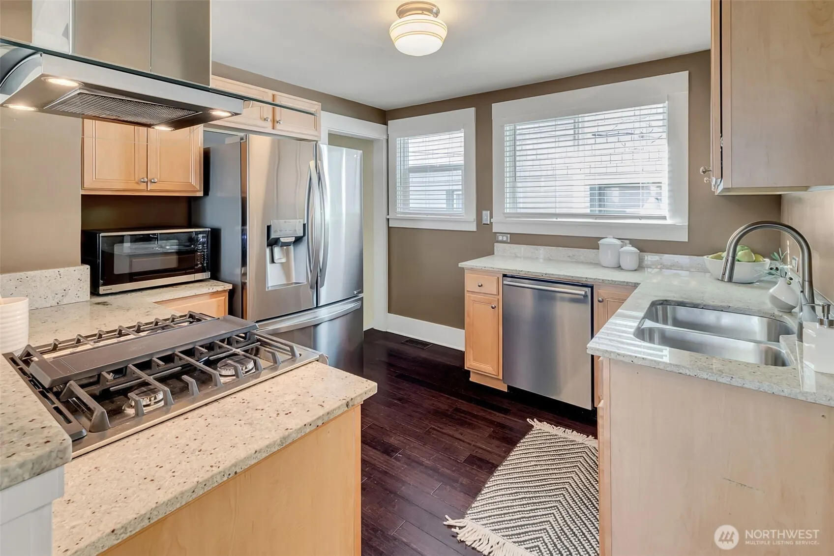 1834 N 54th Street , Seattle, WA 98103