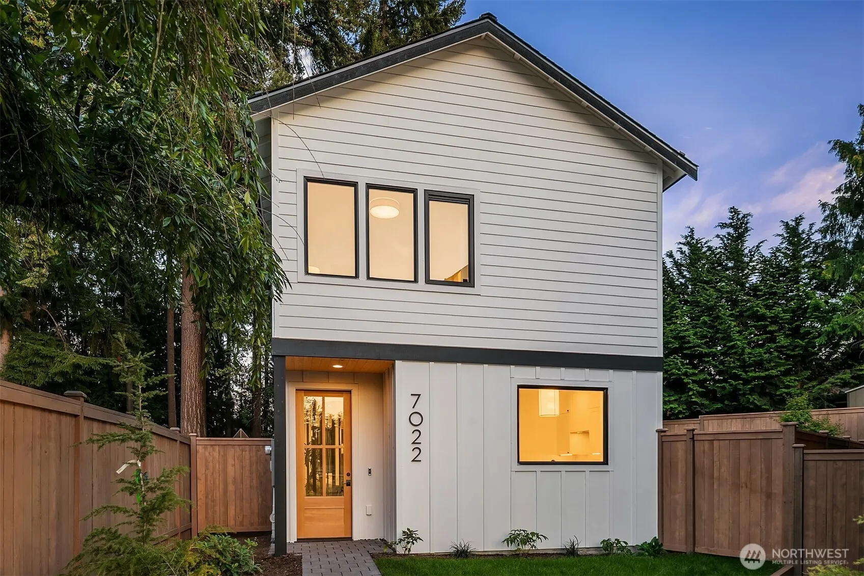 7022 127th Avenue NE, Kirkland, WA 98033