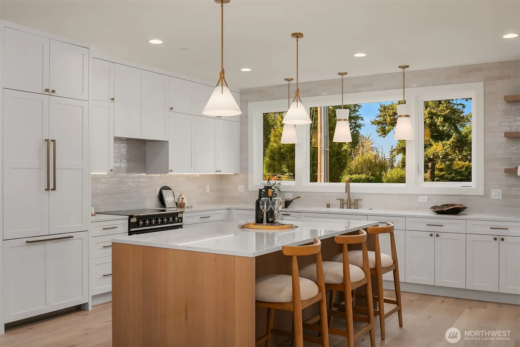 7018 127th Avenue NE, Kirkland, WA 98033