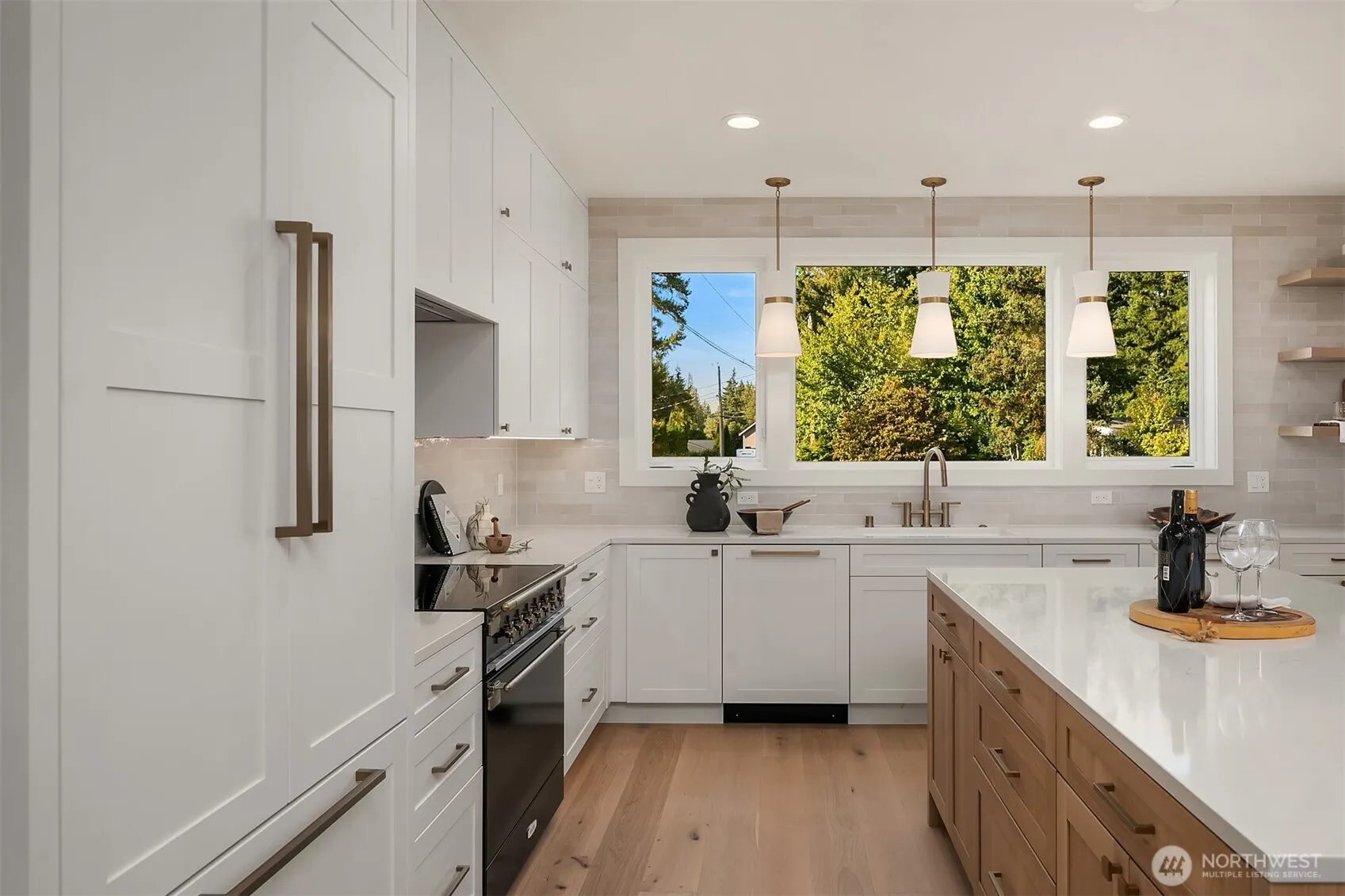 7018 127th Avenue NE, Kirkland, WA 98033