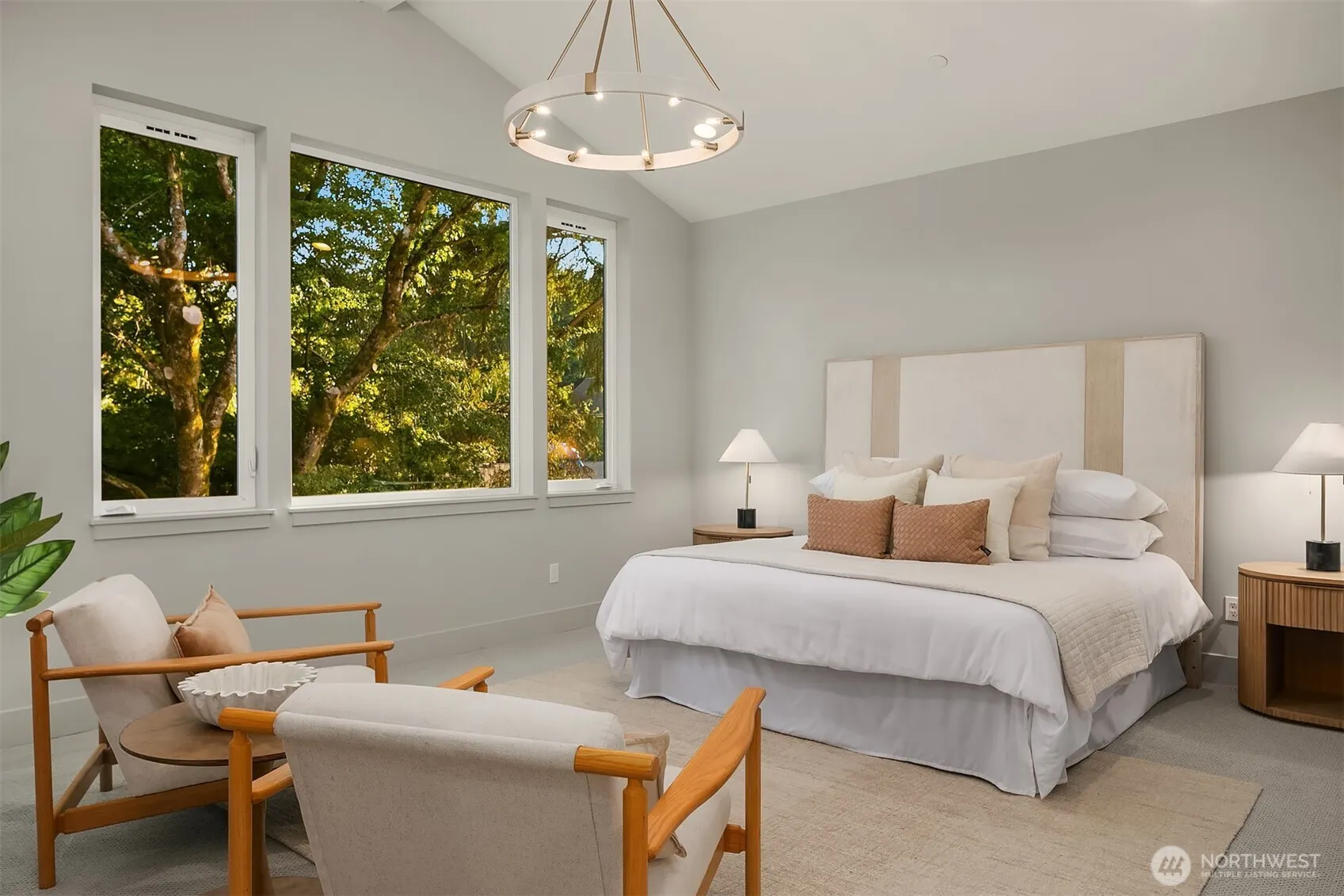 7018 127th Avenue NE, Kirkland, WA 98033