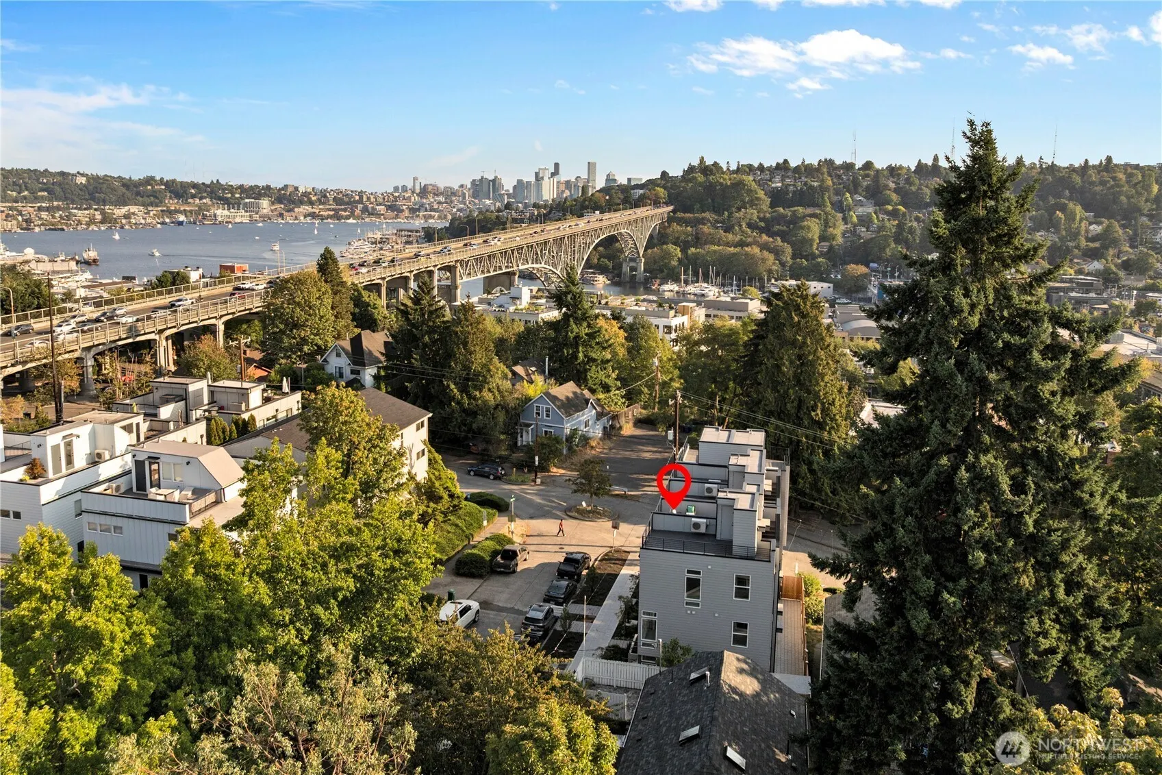 3607 Linden Avenue N, Seattle, WA 98103