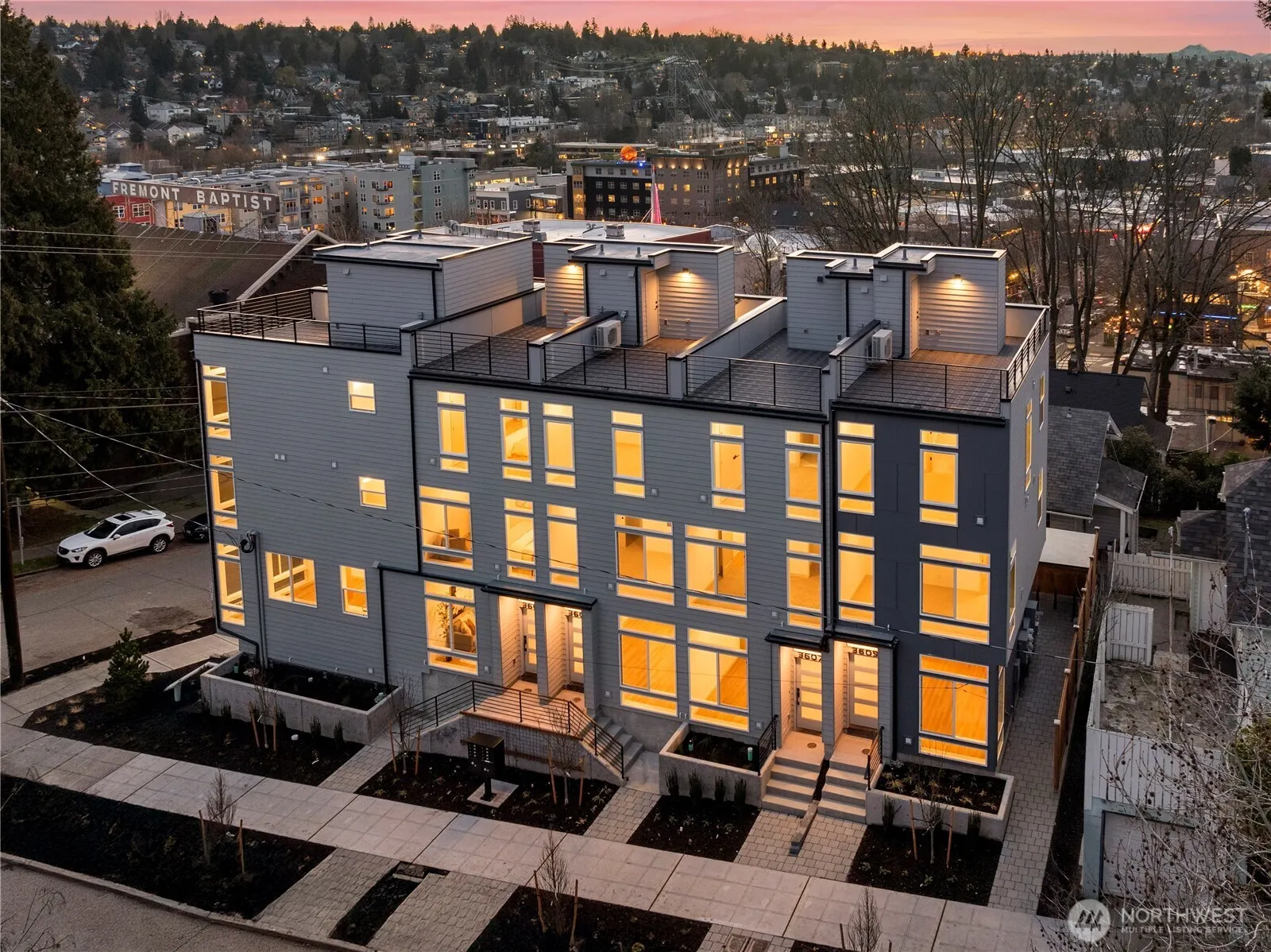 3607 Linden Avenue N, Seattle, WA 98103