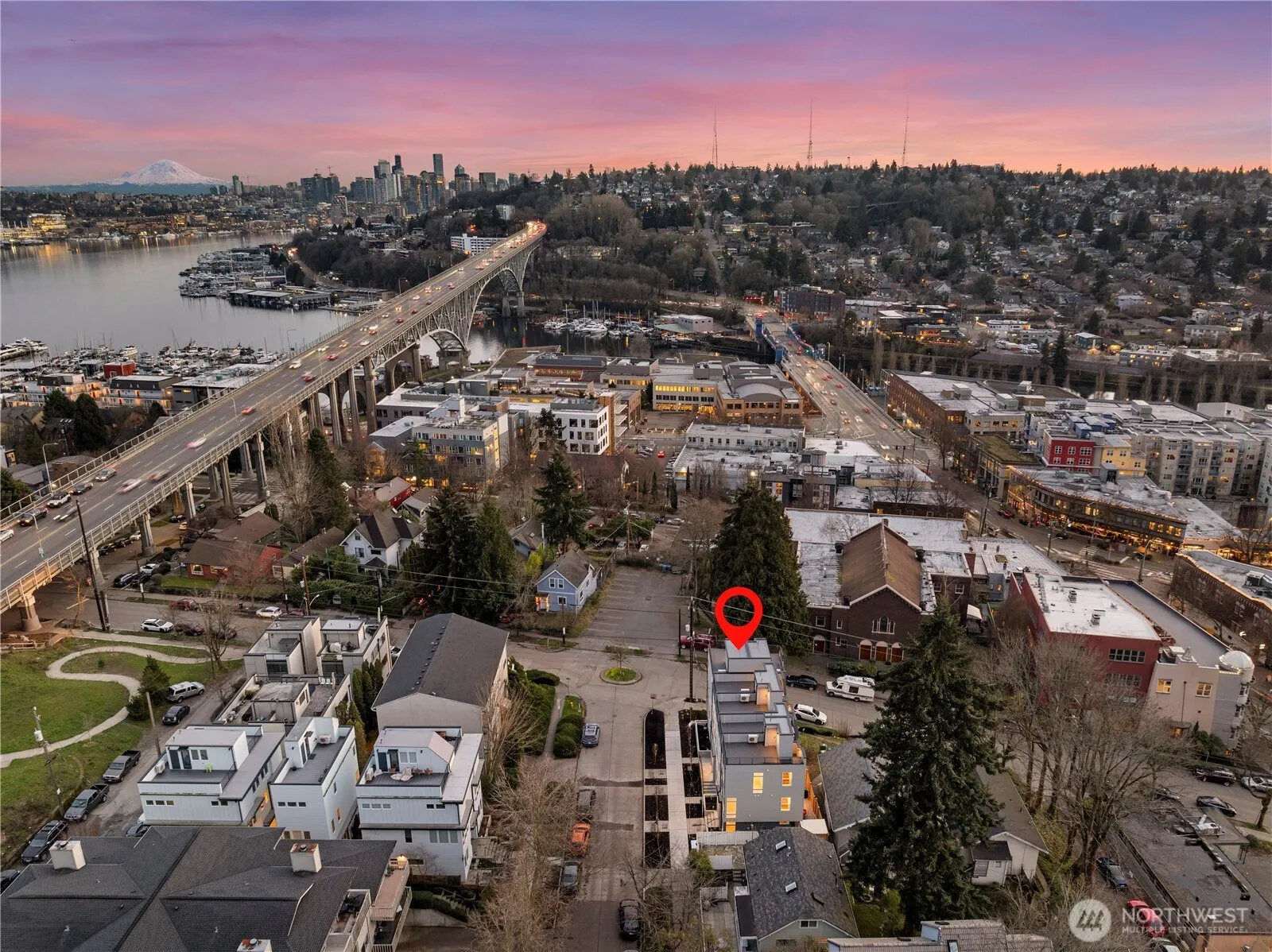 3607 Linden Avenue N, Seattle, WA 98103