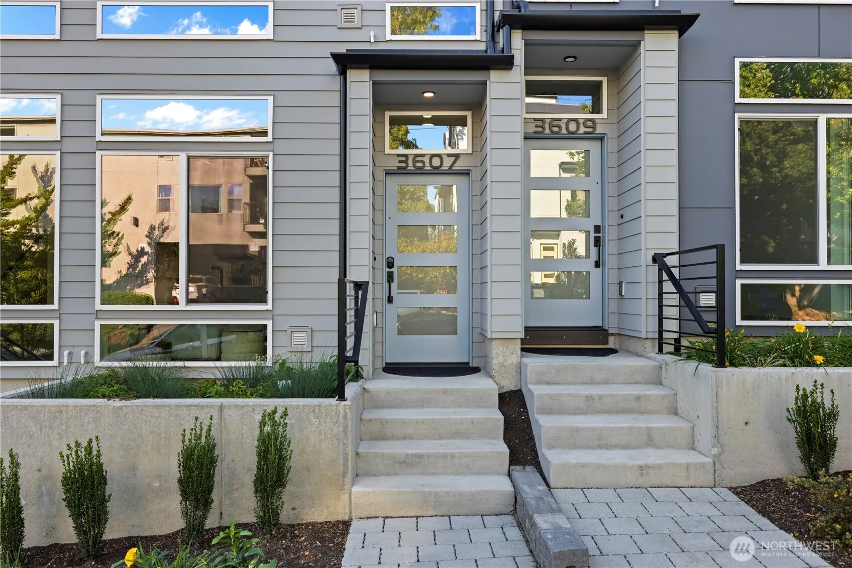 3607 Linden Avenue N, Seattle, WA 98103