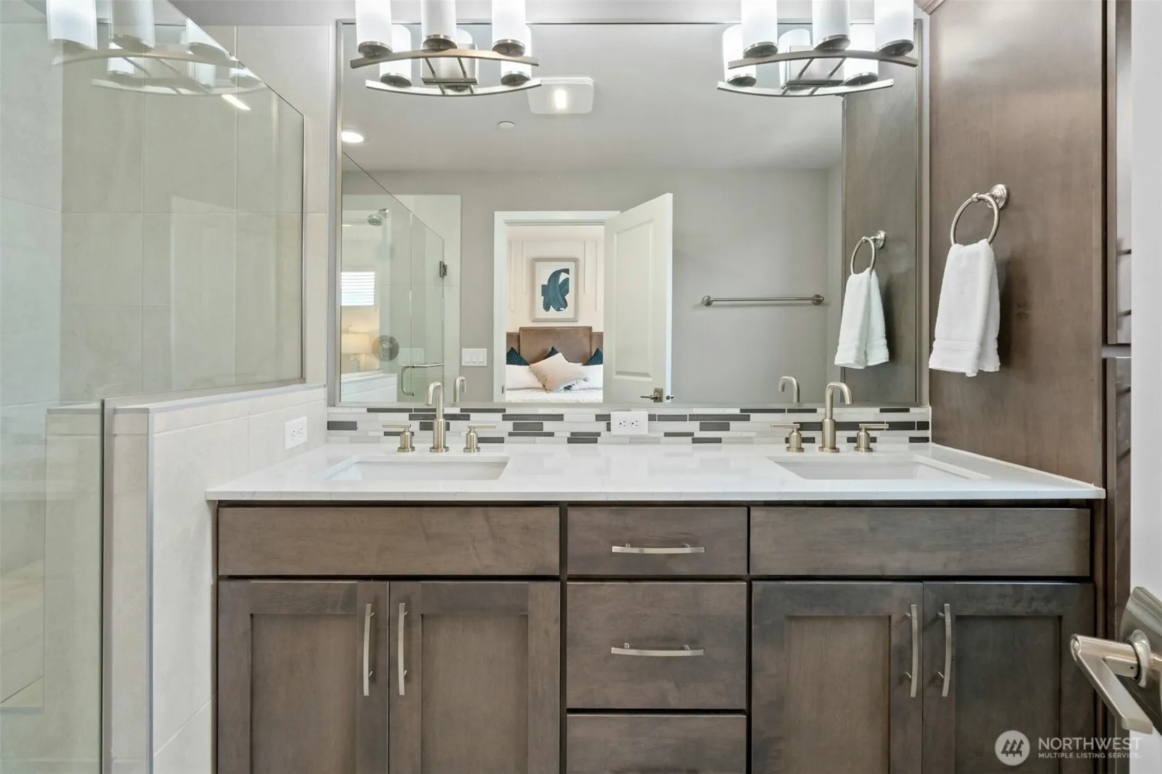 1048 7th Avenue NE, Issaquah, WA 98029