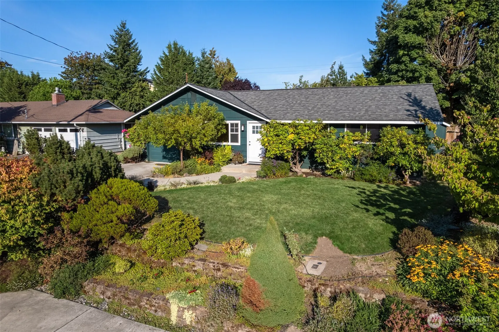 1300 Queen Avenue NE, Renton, WA 98056