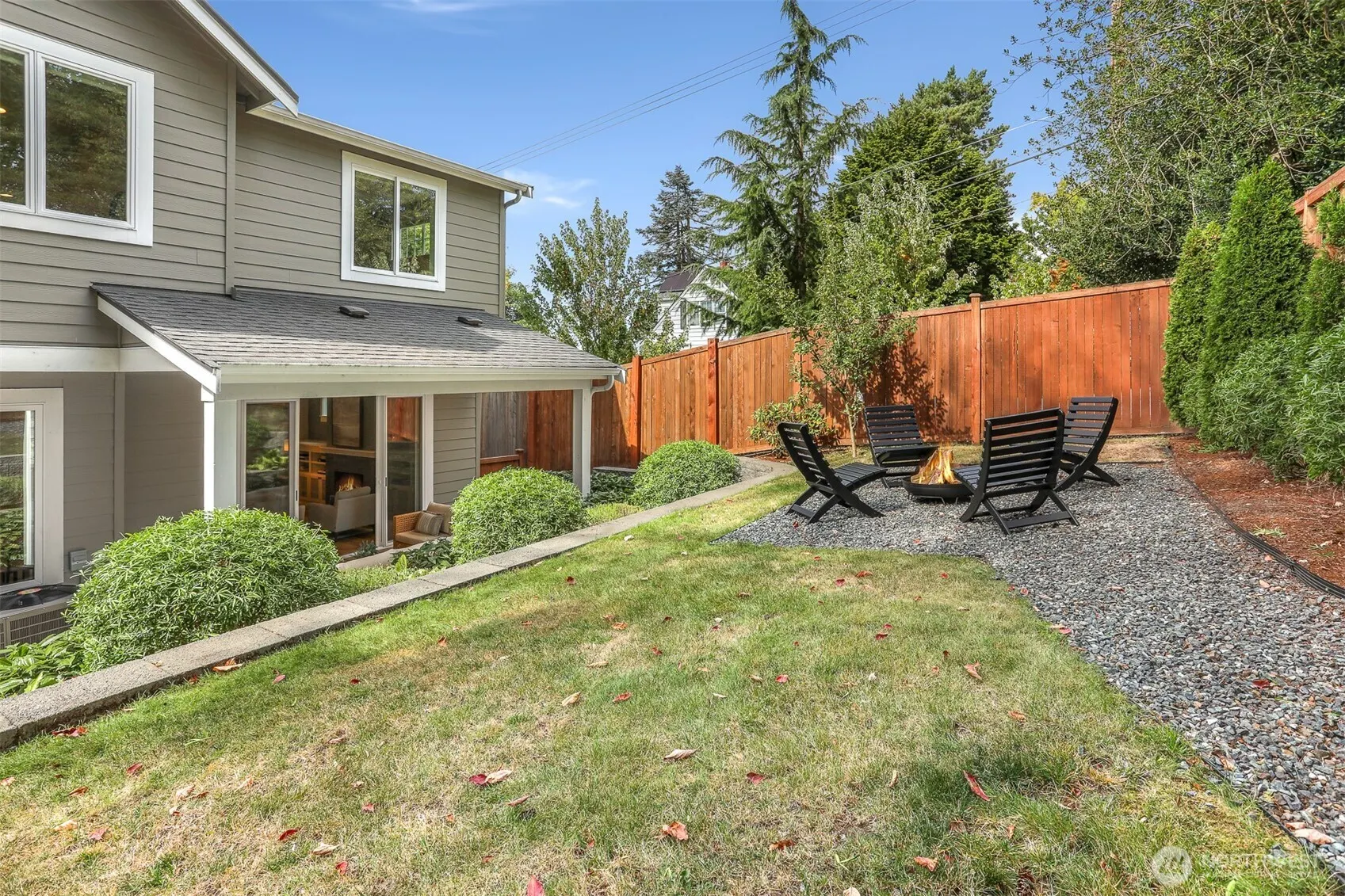 7560 30th Avenue NE, Seattle, WA 98115
