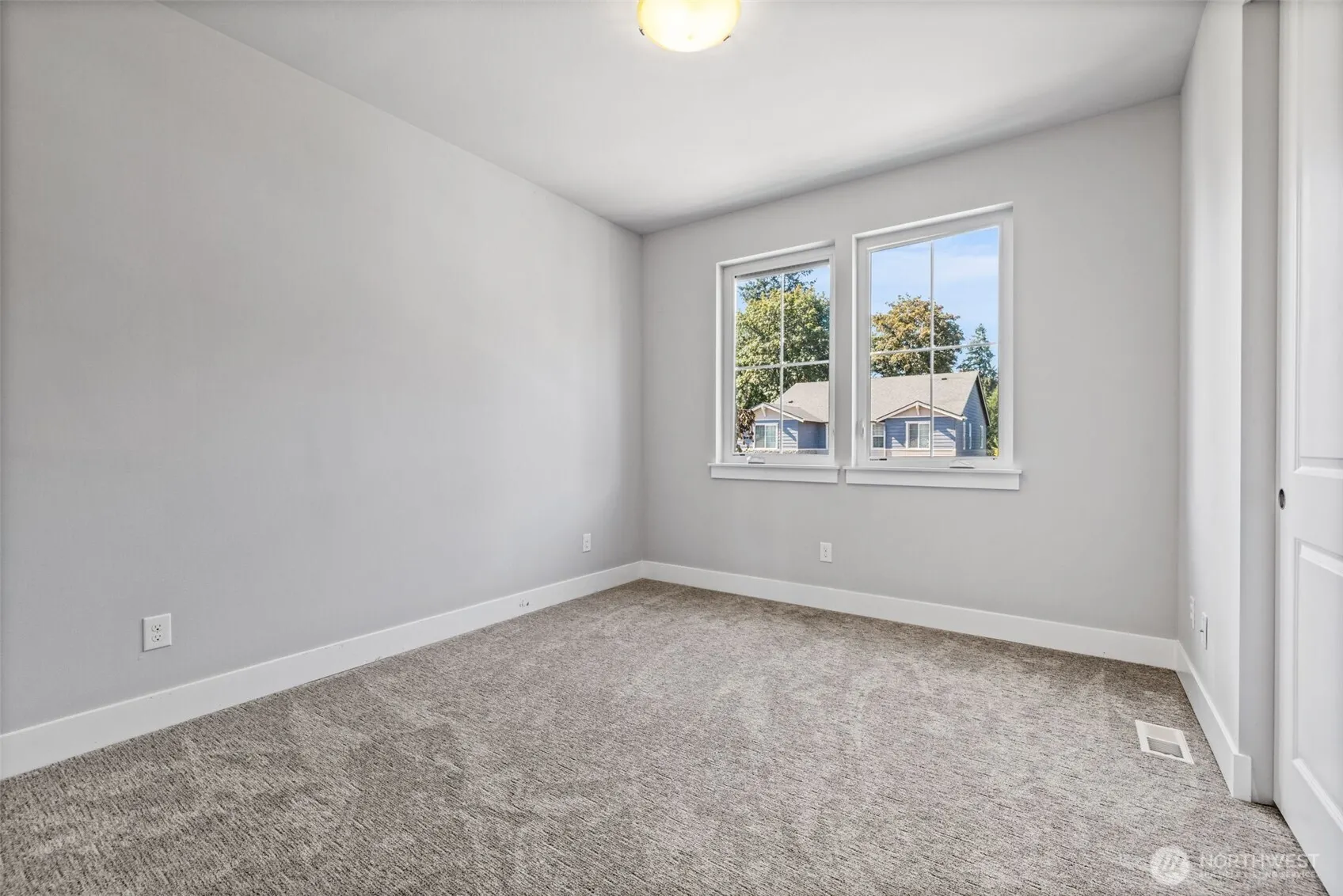 264 Field Place SE, Renton, WA 98059