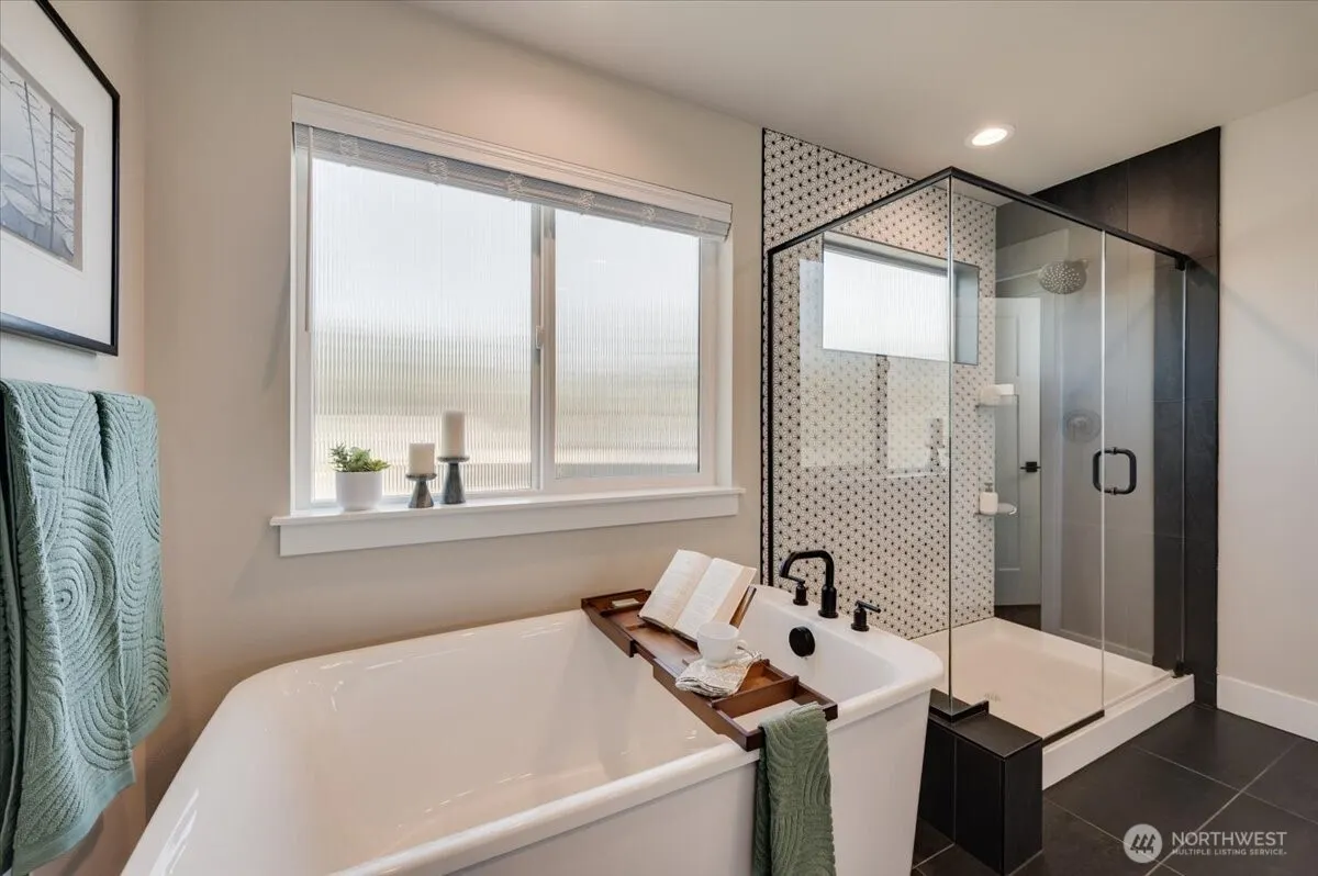 20914 99th Place S, Kent, WA 98031