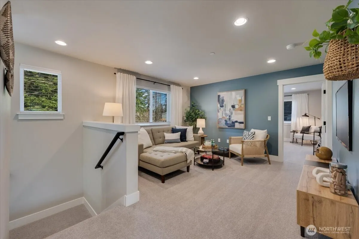 20914 99th Place S, Kent, WA 98031