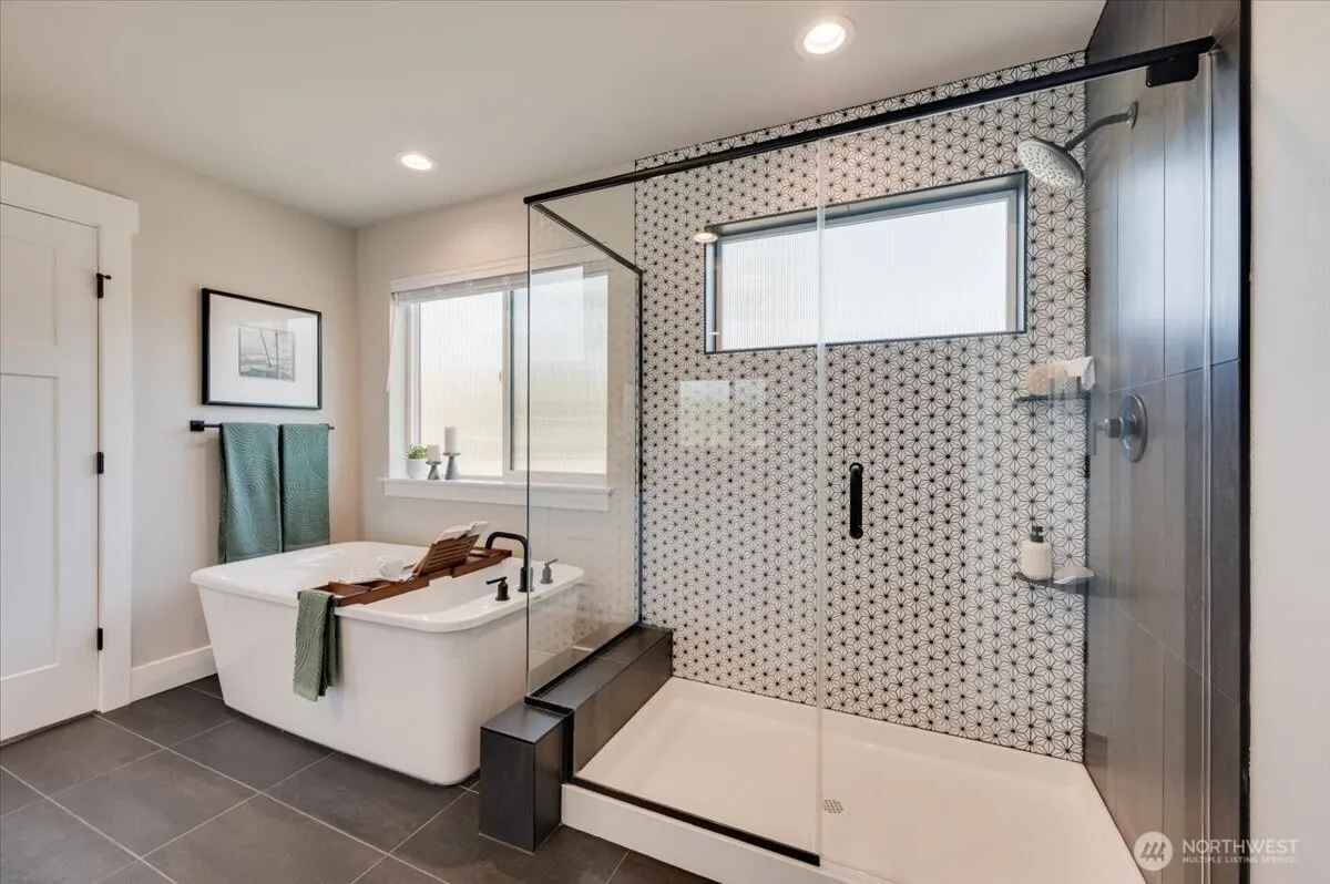 20914 99th Place S, Kent, WA 98031