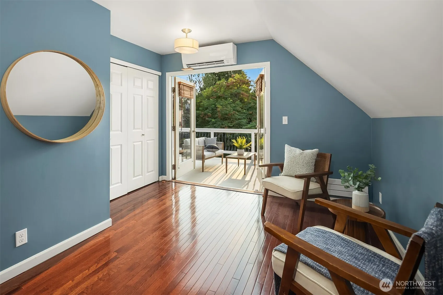 1629 22nd Avenue , Seattle, WA 98122