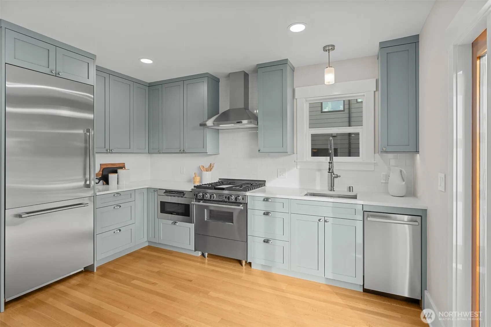 219 5th Avenue W, Kirkland, WA 98033