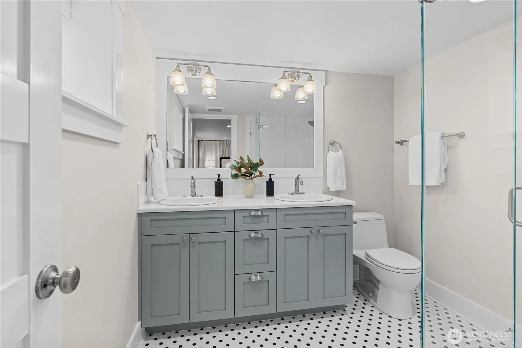 219 5th Avenue W, Kirkland, WA 98033