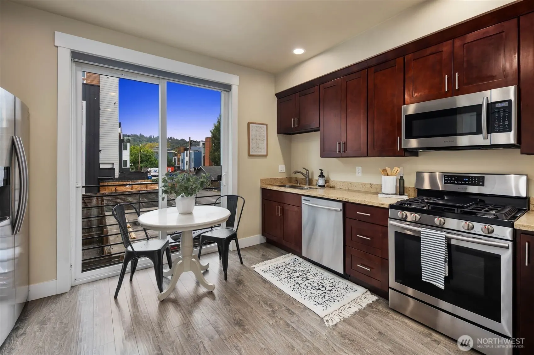 8517 7th Avenue S, Seattle, WA 98108-4379