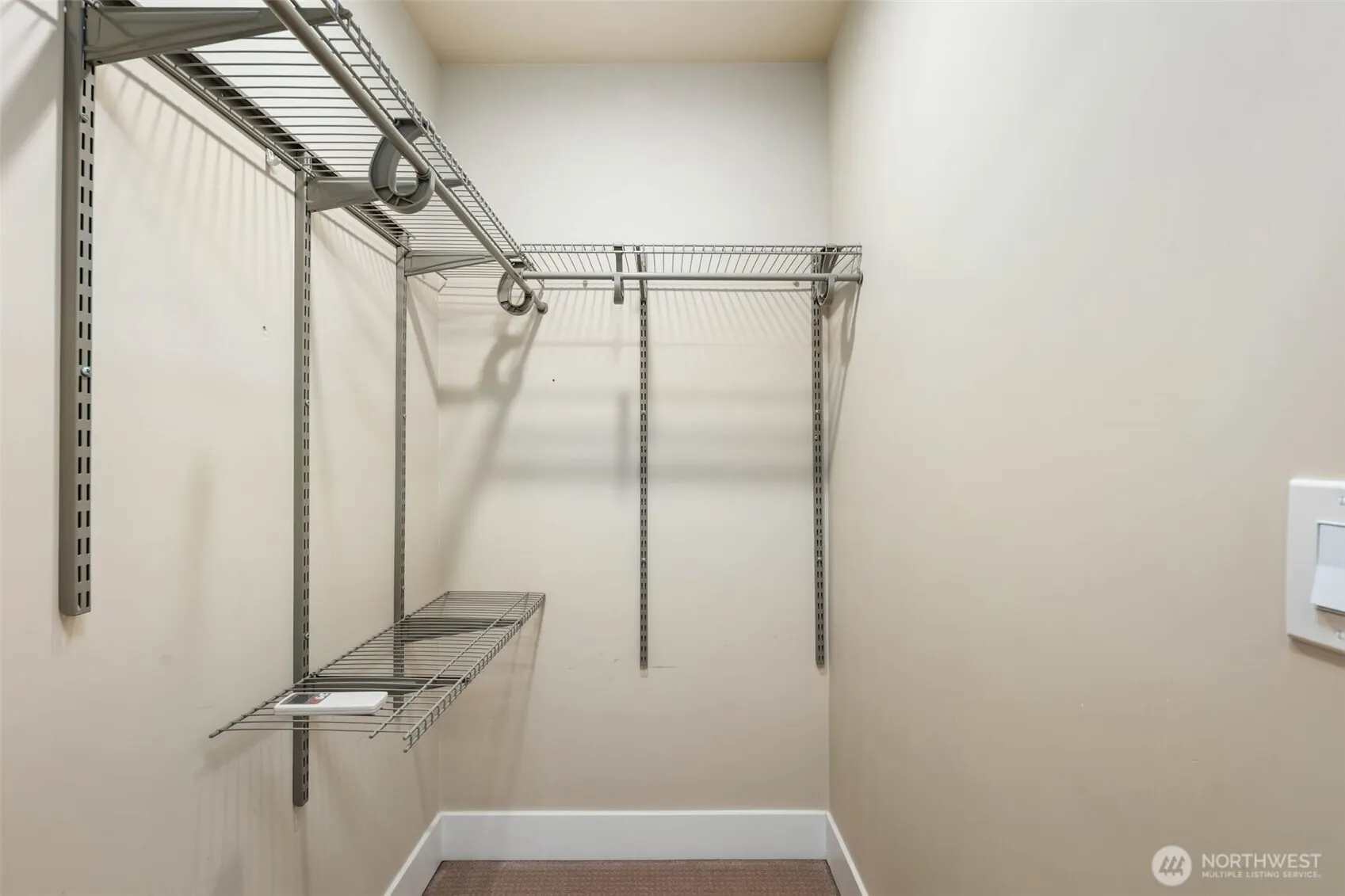 8517 7th Avenue S, Seattle, WA 98108-4379