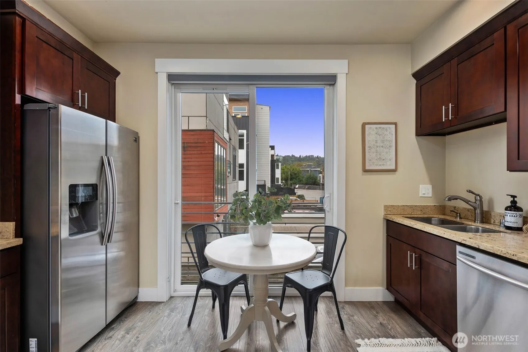 8517 7th Avenue S, Seattle, WA 98108-4379