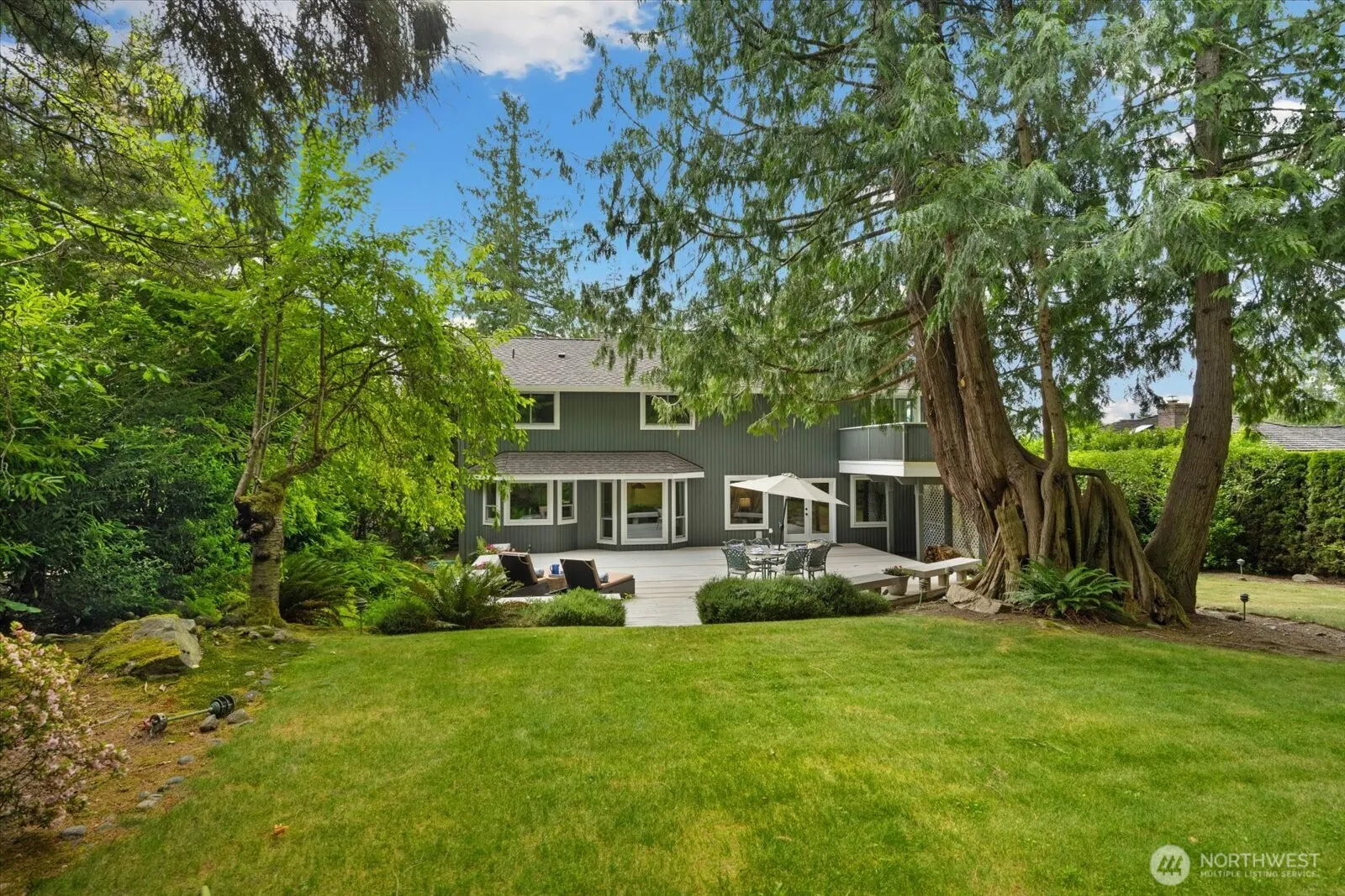14210 207th Place NE, Woodinville, WA 98077