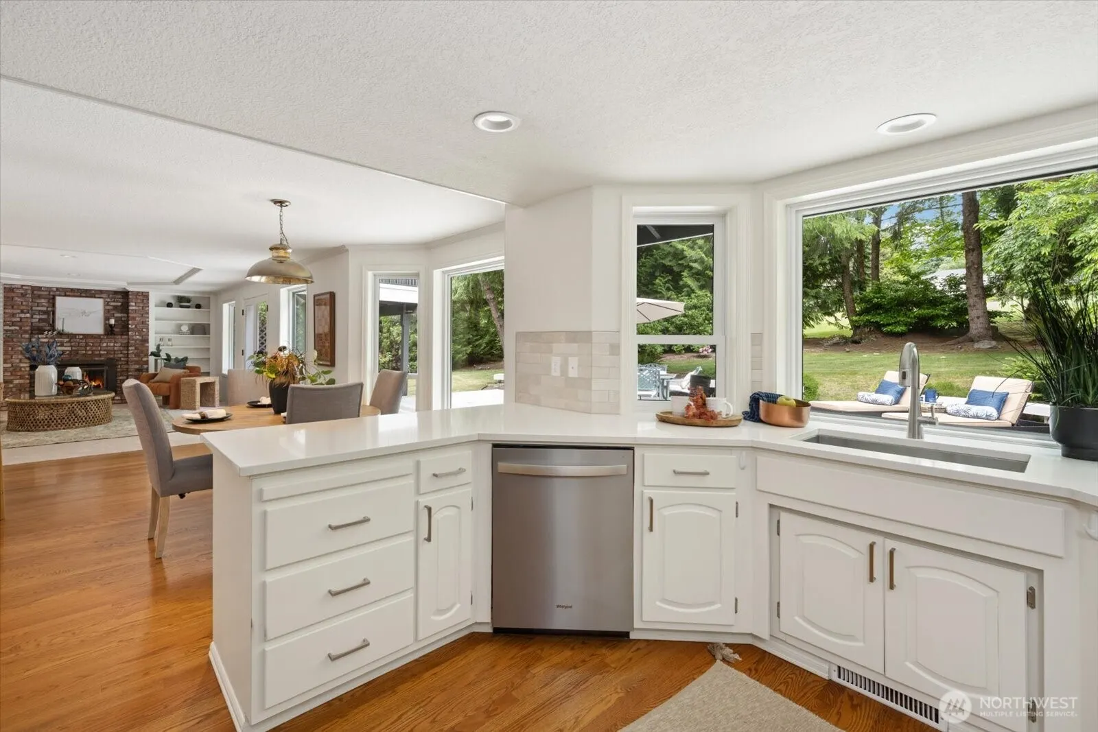 14210 207th Place NE, Woodinville, WA 98077