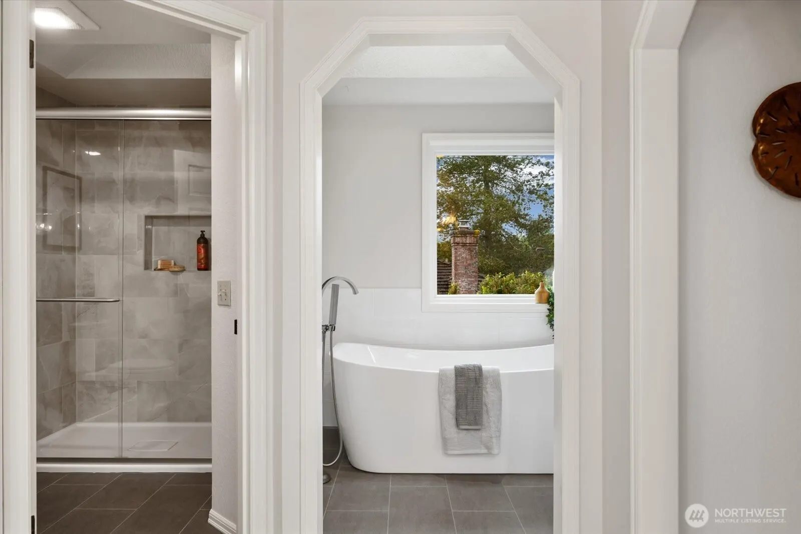 14210 207th Place NE, Woodinville, WA 98077