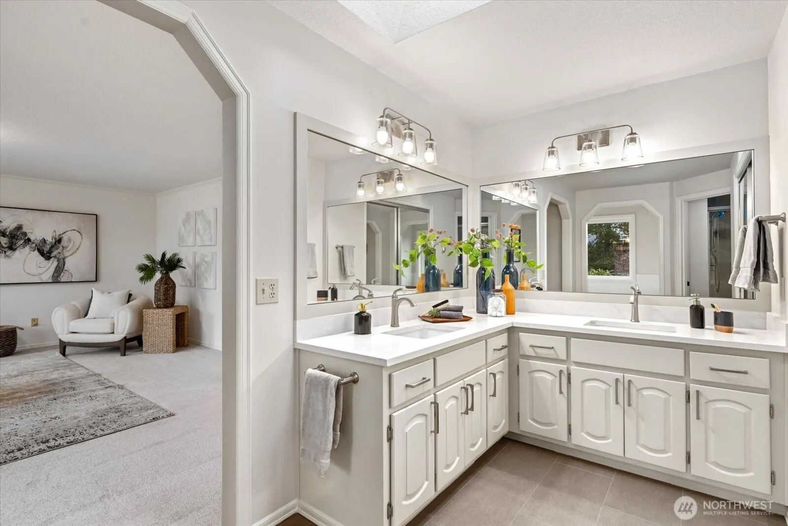 14210 207th Place NE, Woodinville, WA 98077