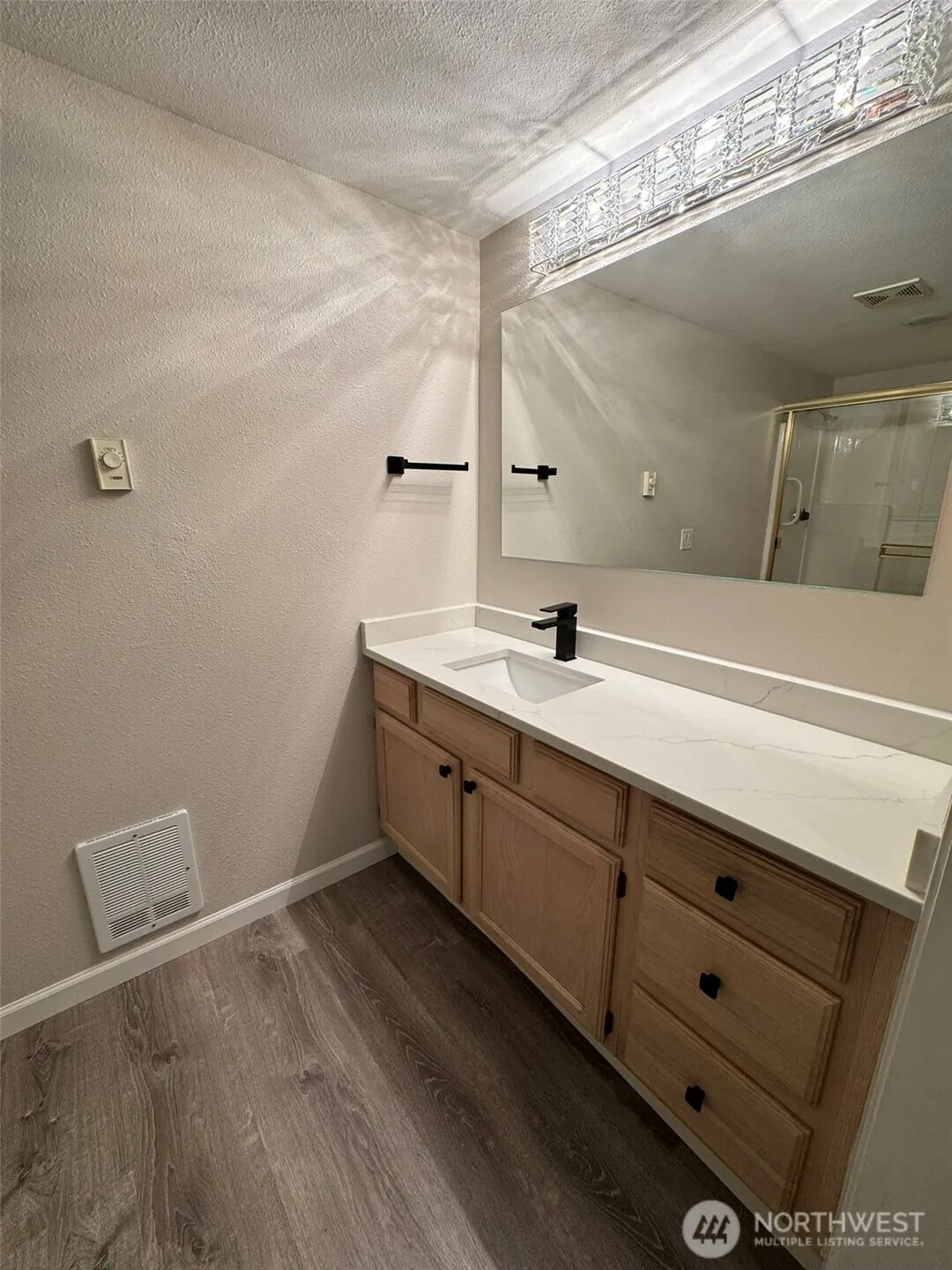 4109 SE 224th Lane #102, Issaquah, WA 98029