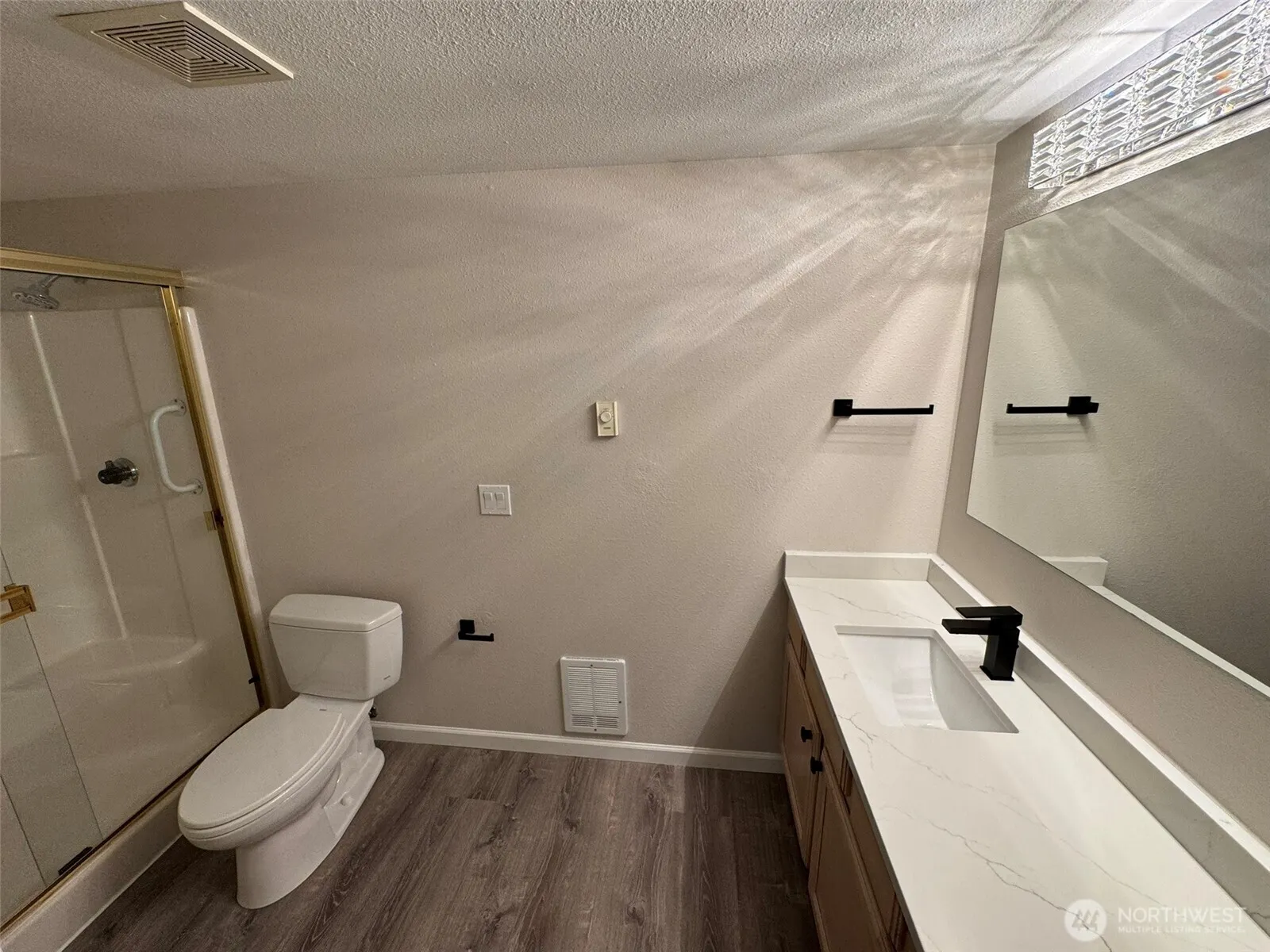 4109 SE 224th Lane #102, Issaquah, WA 98029