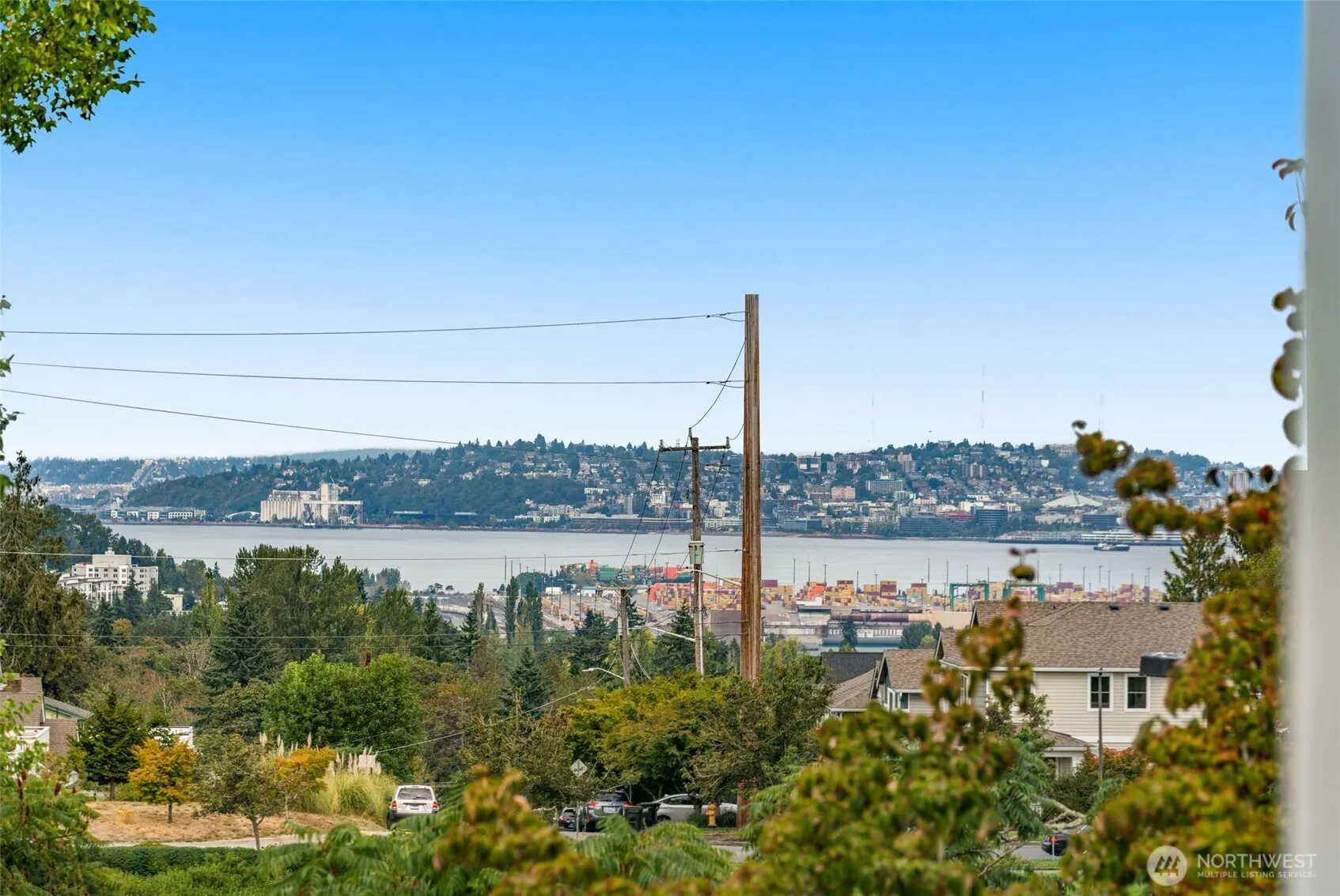 2990 SW Raymond Street #204, Seattle, WA 98126