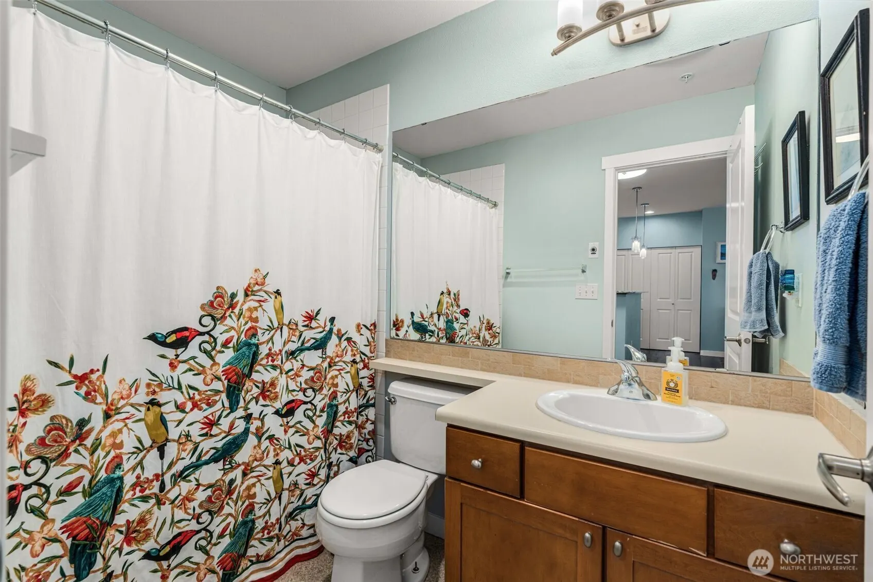 2990 SW Raymond Street #204, Seattle, WA 98126