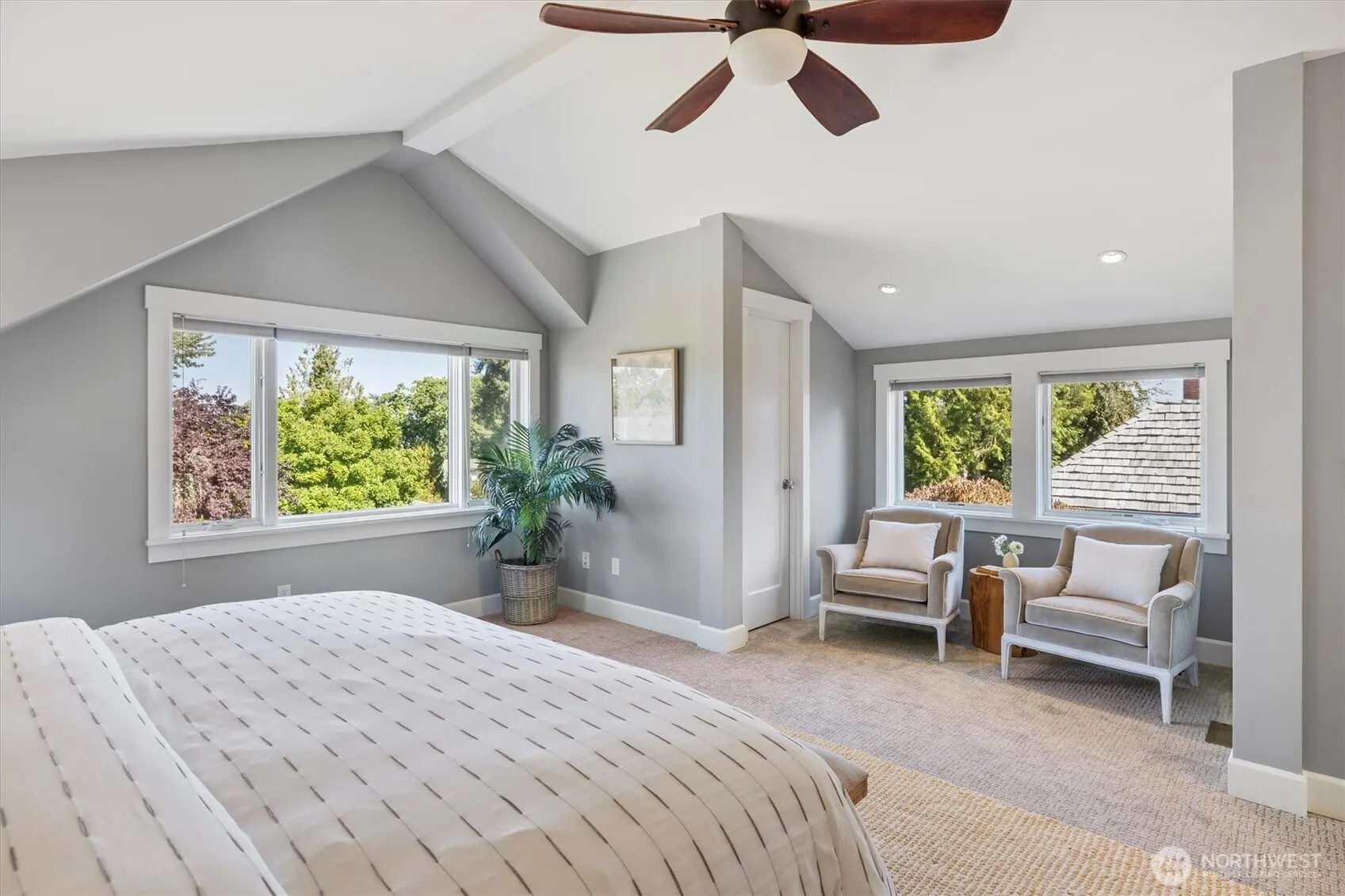 6023 NE 61st Street , Seattle, WA 98115