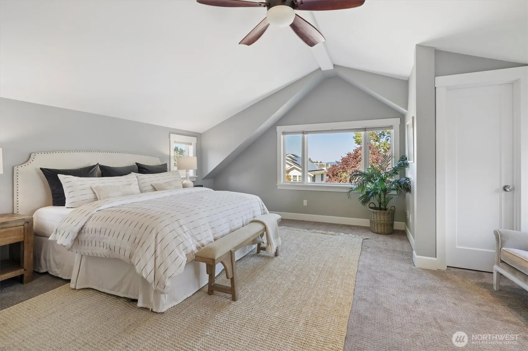 6023 NE 61st Street , Seattle, WA 98115